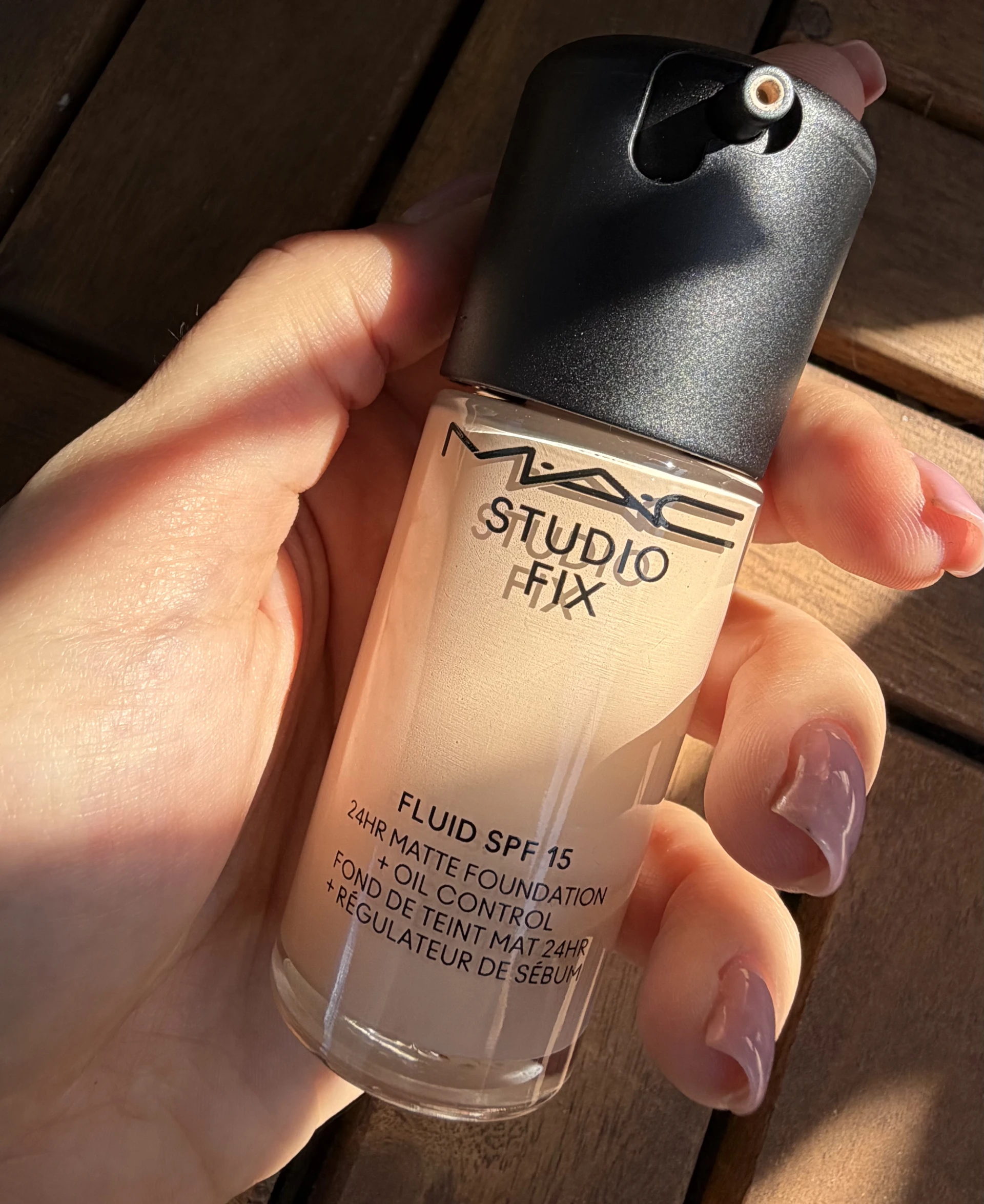 MAC Studio Fix Fluid alapozó