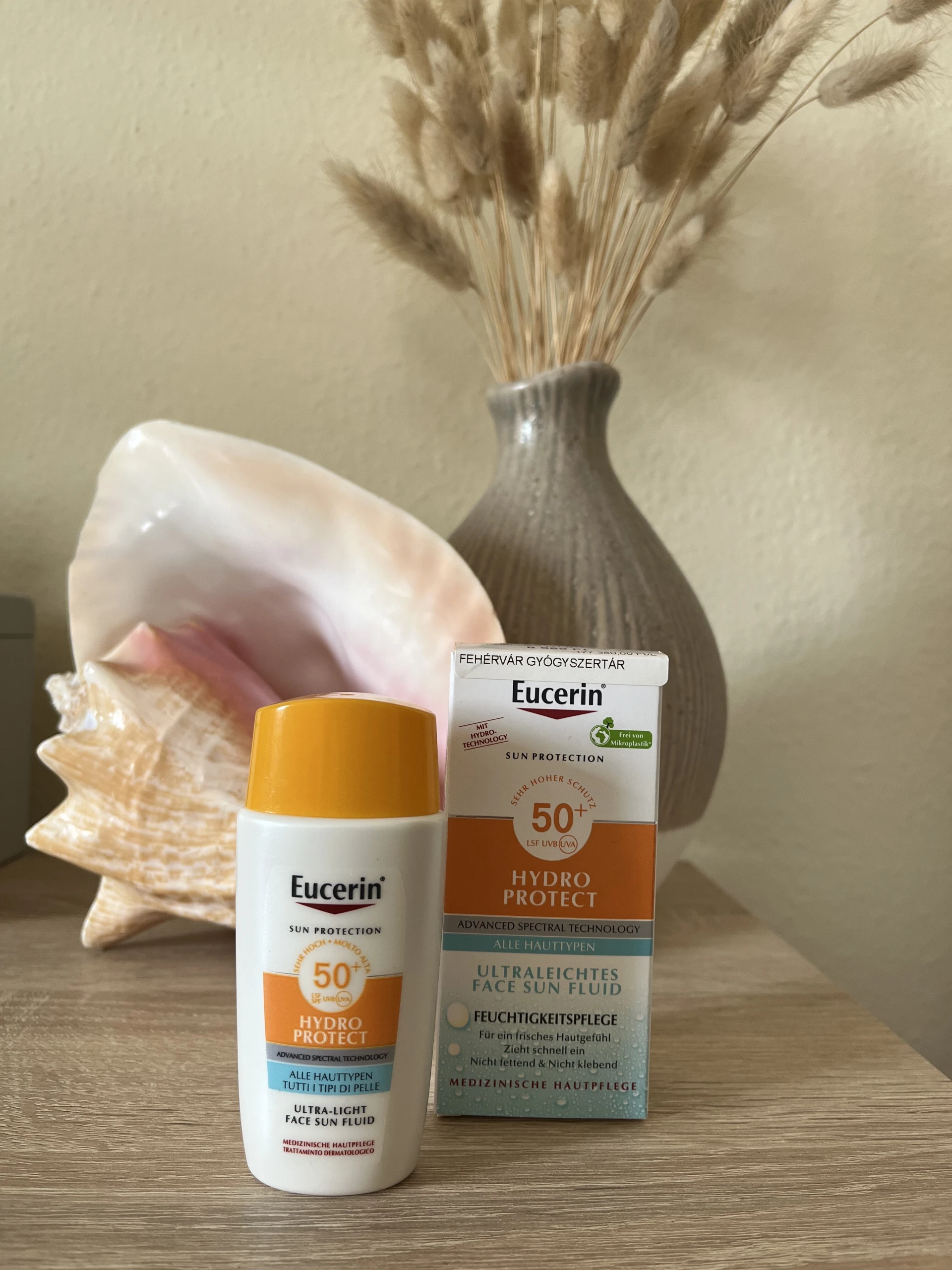 Eucerin Sun Hydro-Protect Ultra Könnyű Napozó Fluid Arcra SPF50+