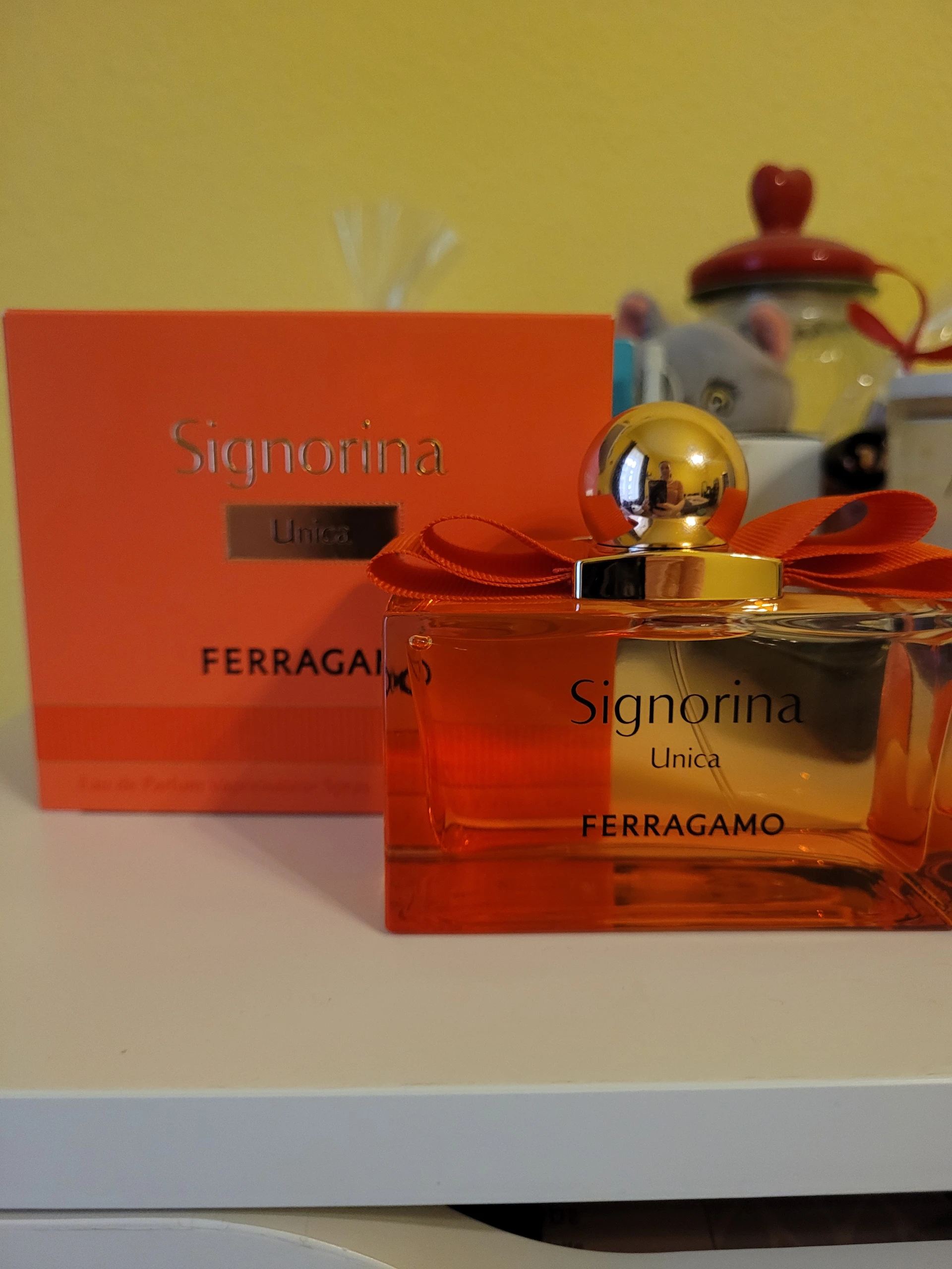 Salvatore Ferragamo Signorina Unica