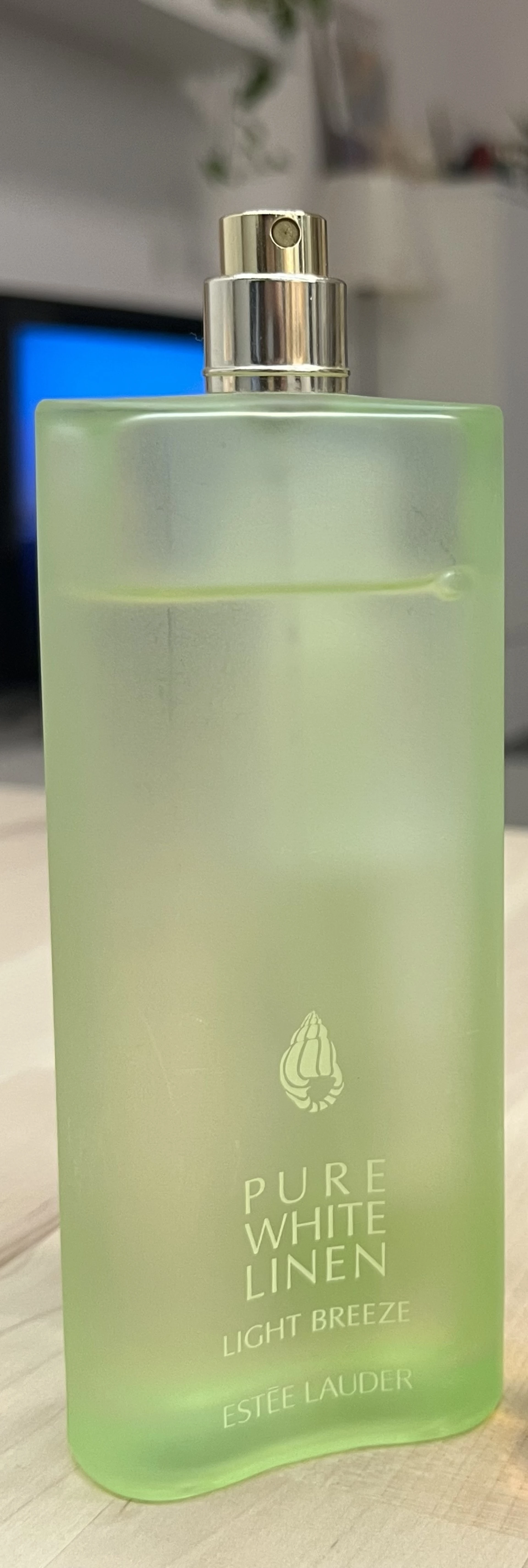 RITKA! Estée Lauder Pure White Linen Light Breeze