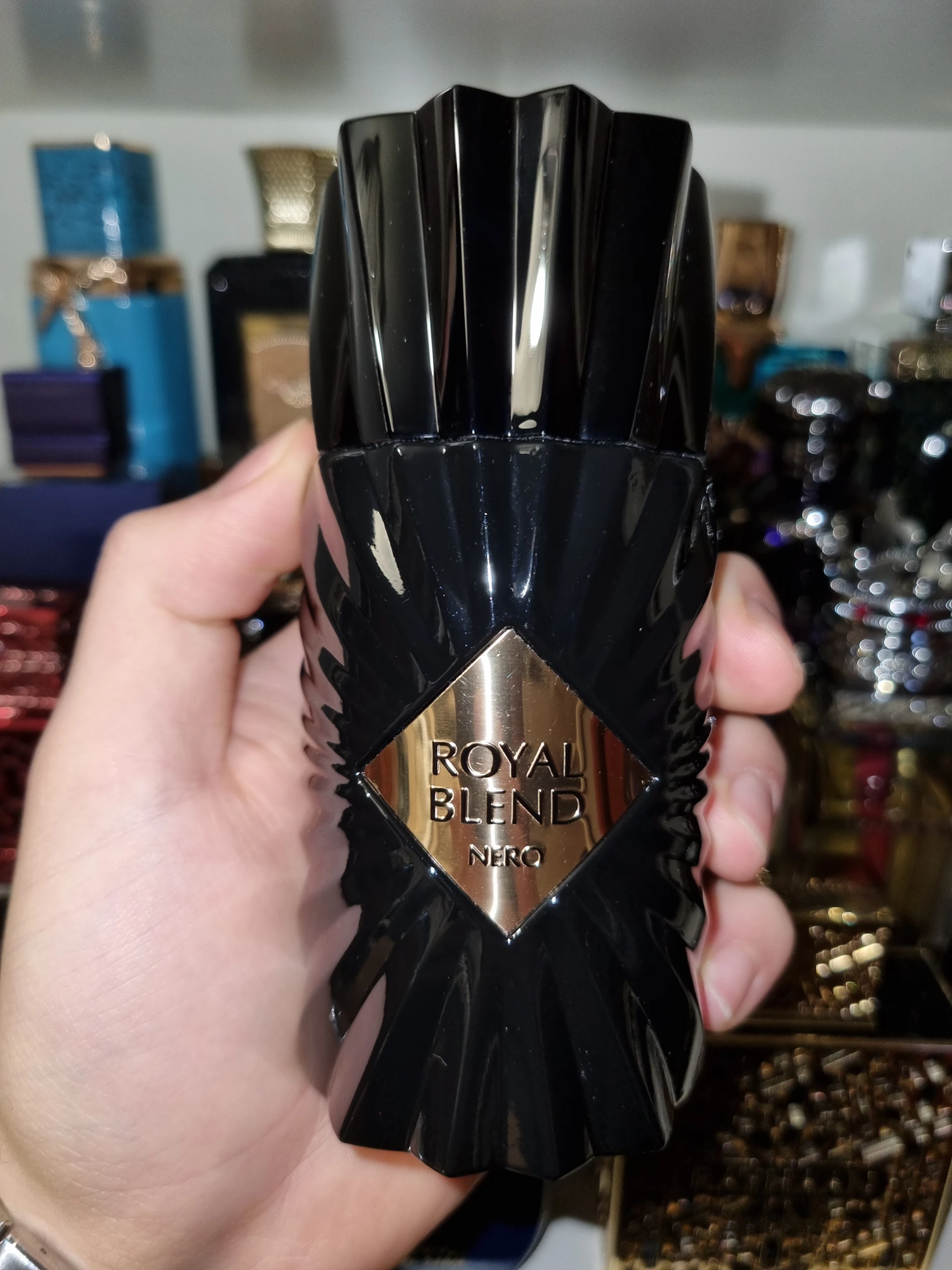 French Avenue – Royal Blend Nero Dekant