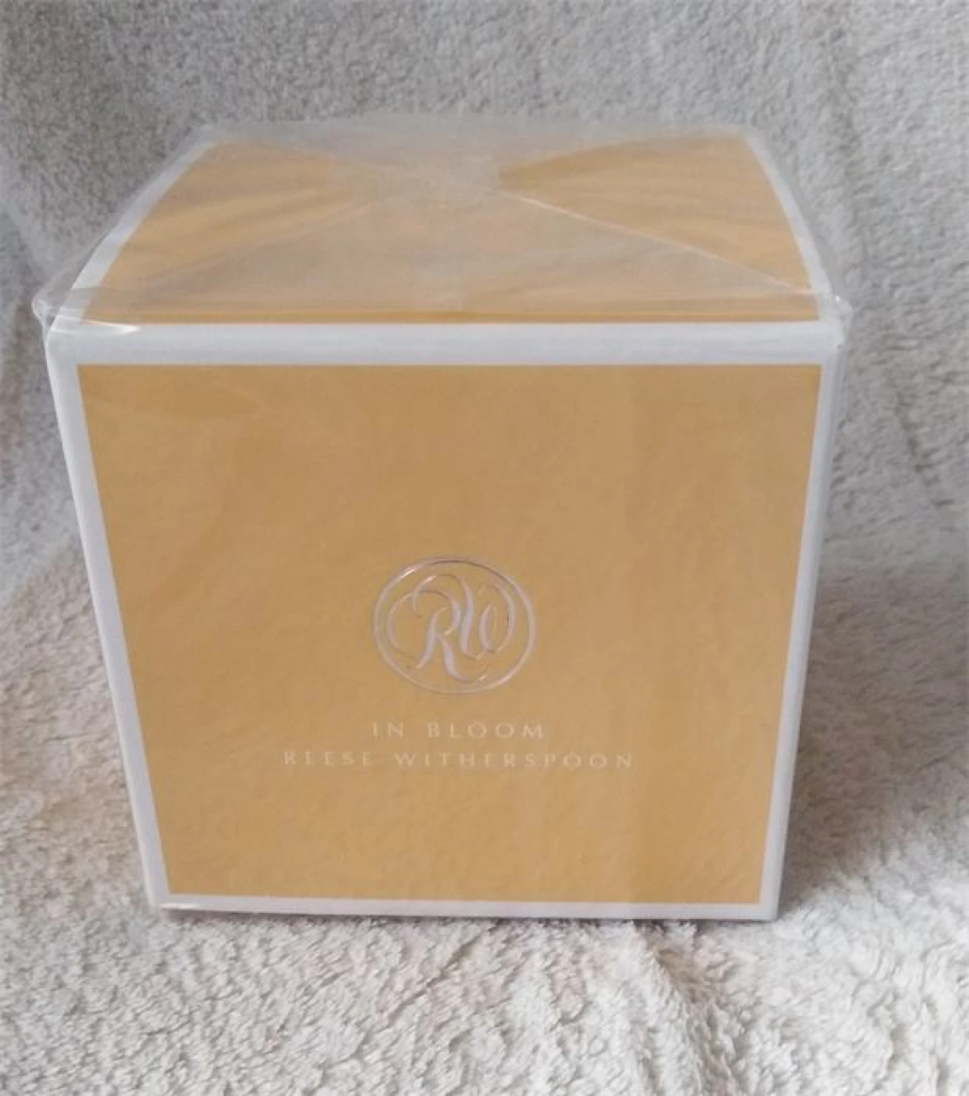 Ritka! Avon In Bloom by Reese Witherspoon parfüm eladó