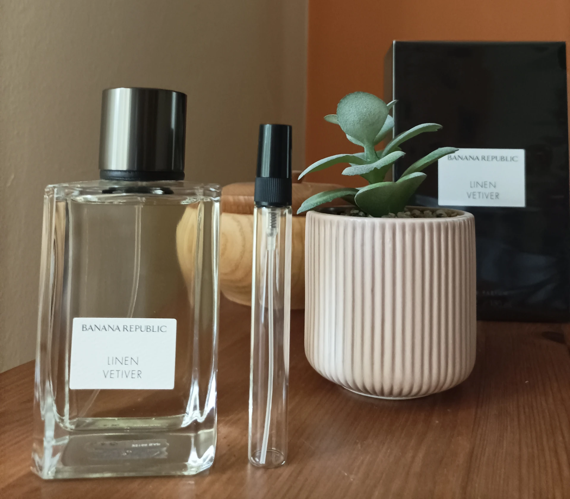 Banana Republic Icon Collection Linen Vetiver EDP
