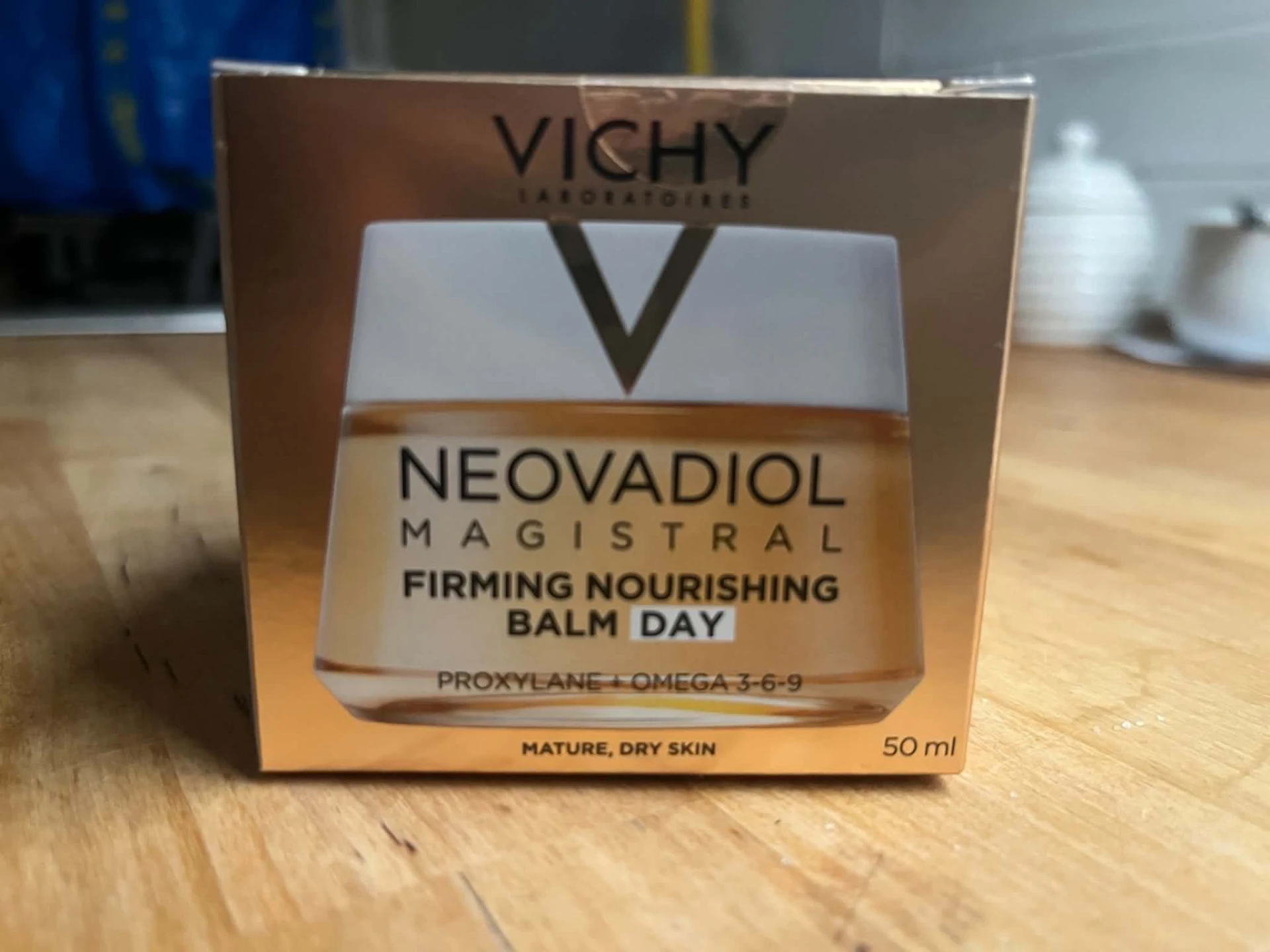 Vichy Neovadiol tápláló nappali krém