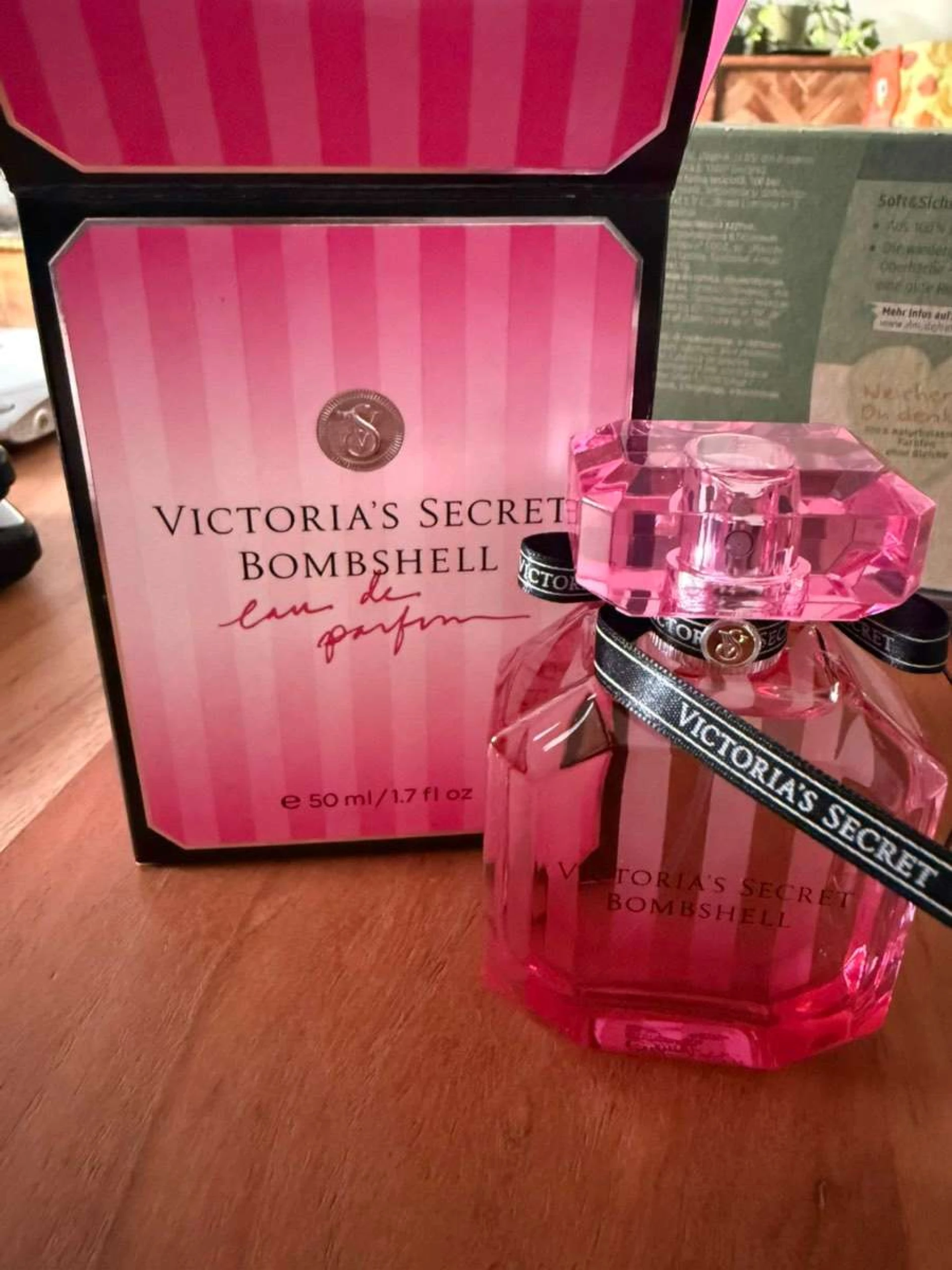Victoria's Secret Bombshell
