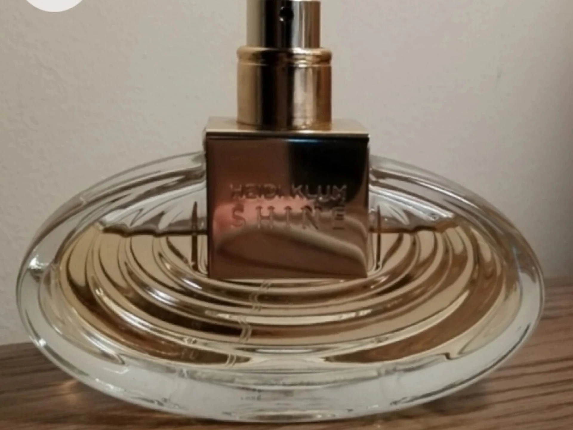 RITKA ! Heidi Klum Shine EDT üvegében