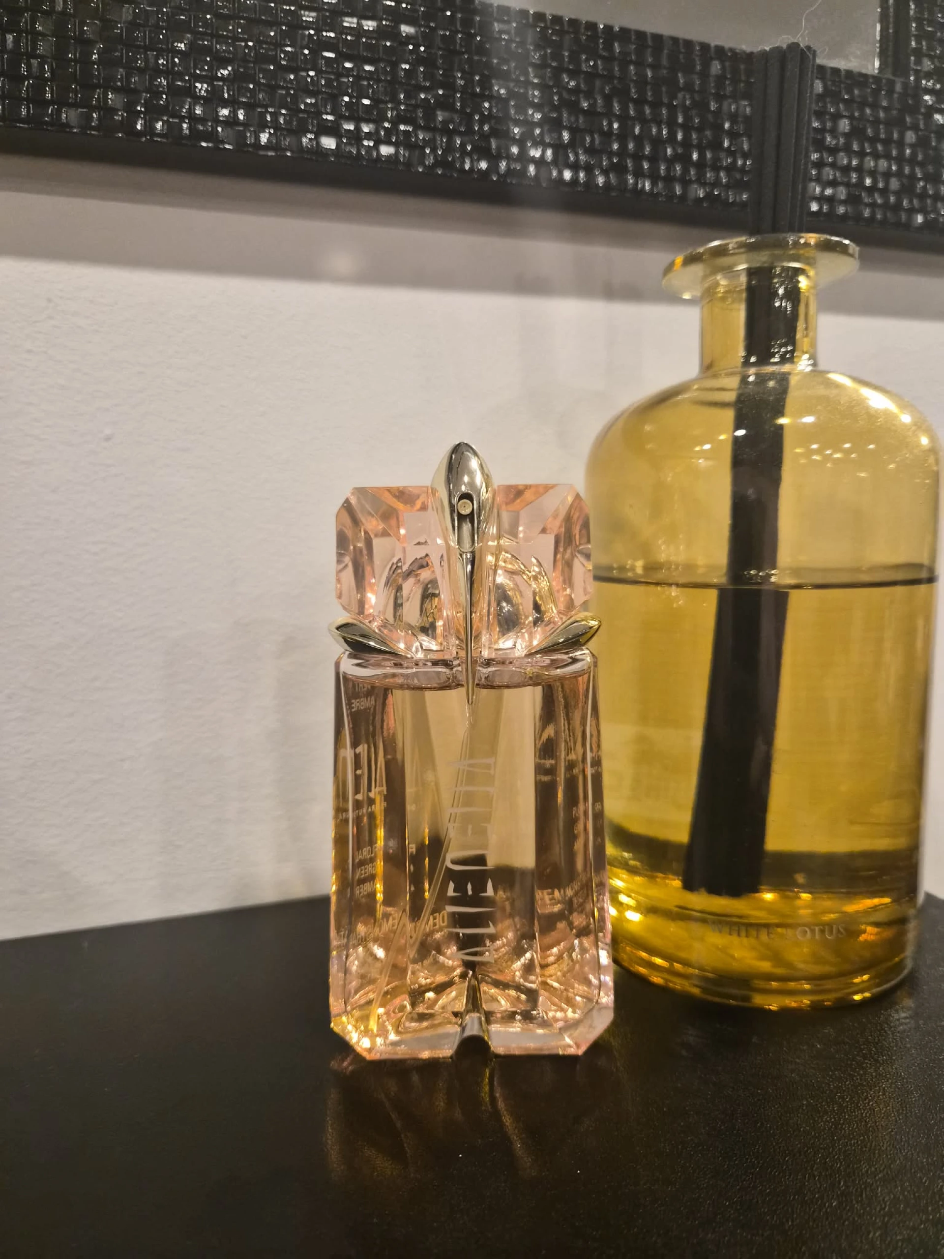 Mugler Alien Flora Futura EDT
