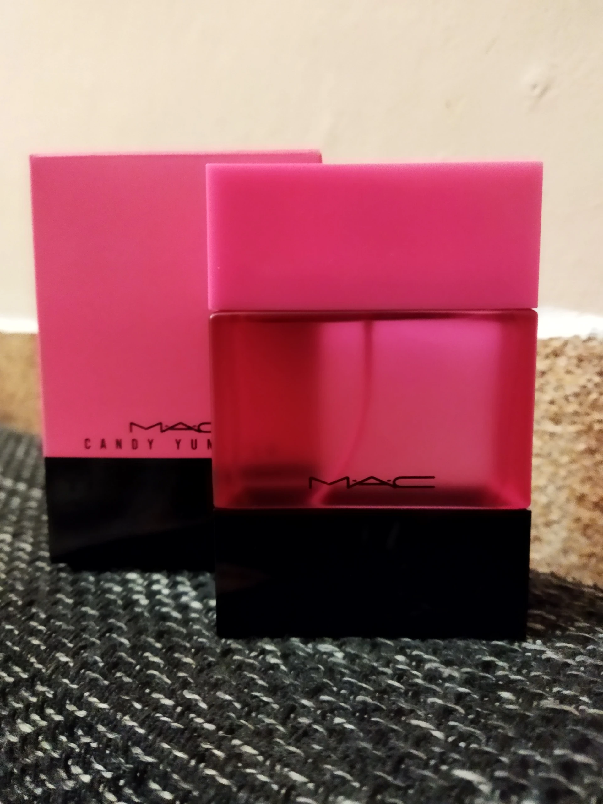 MAC Candy Yum Yum parfüm 50 ml