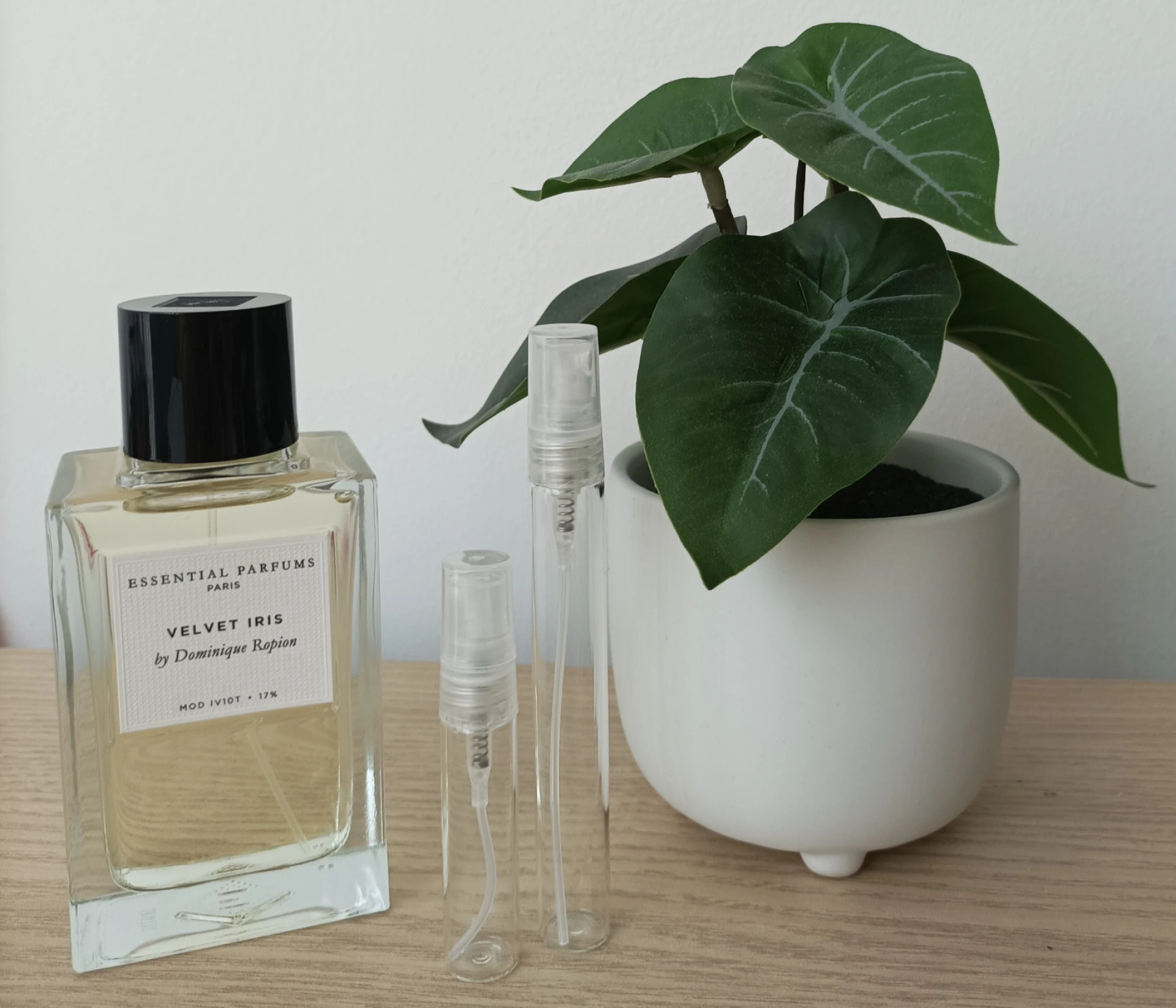 Essential Parfums Velvet Iris EDP