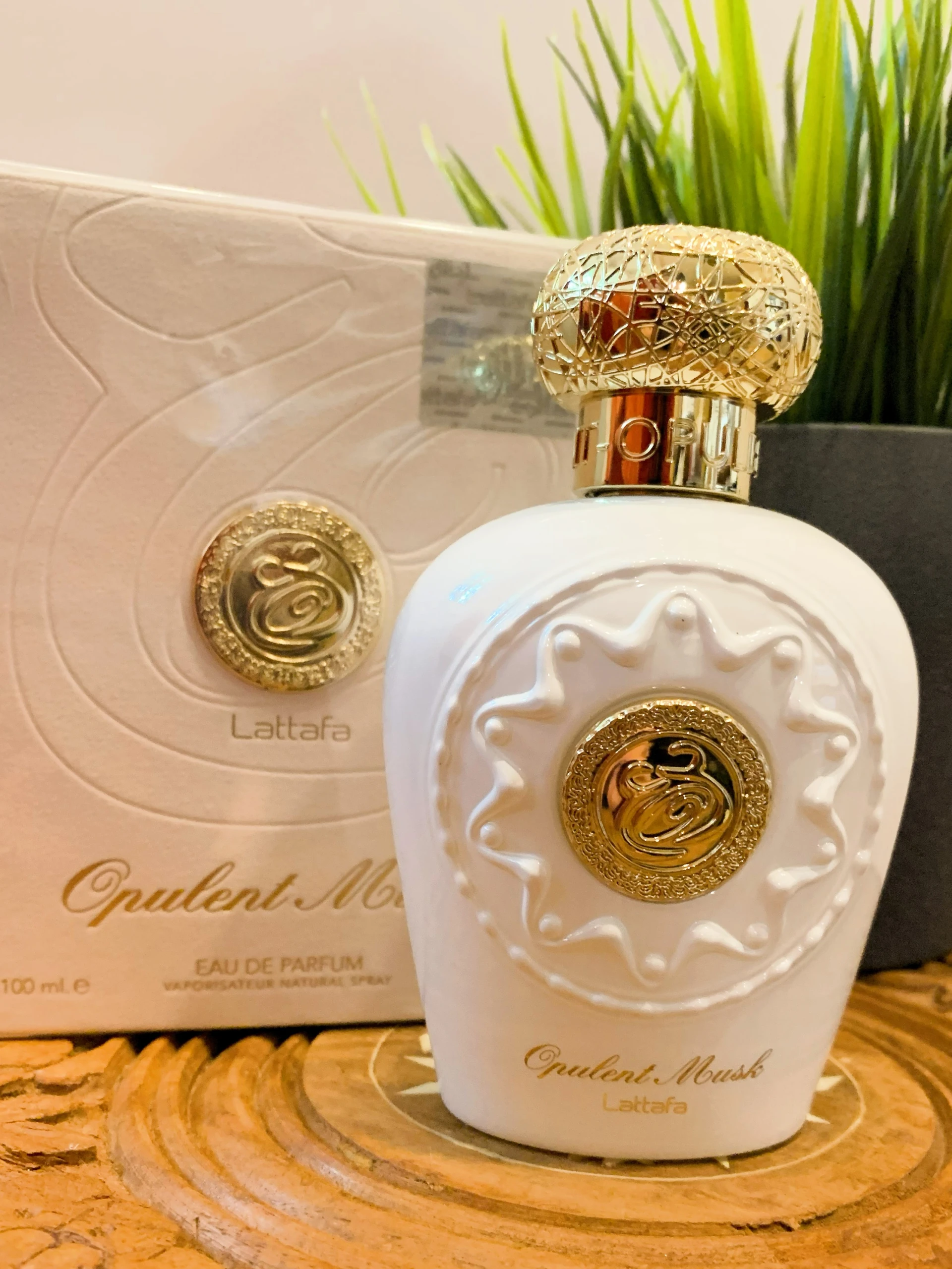 Lattafa Opulent Musk EDP 100 ml üvegében