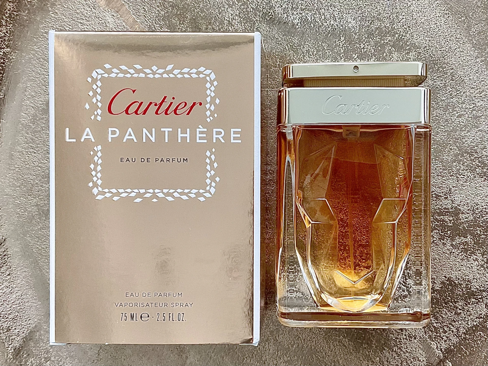 ÜVEGÉBEN IS! Cartier La Panthère EDP 🐆