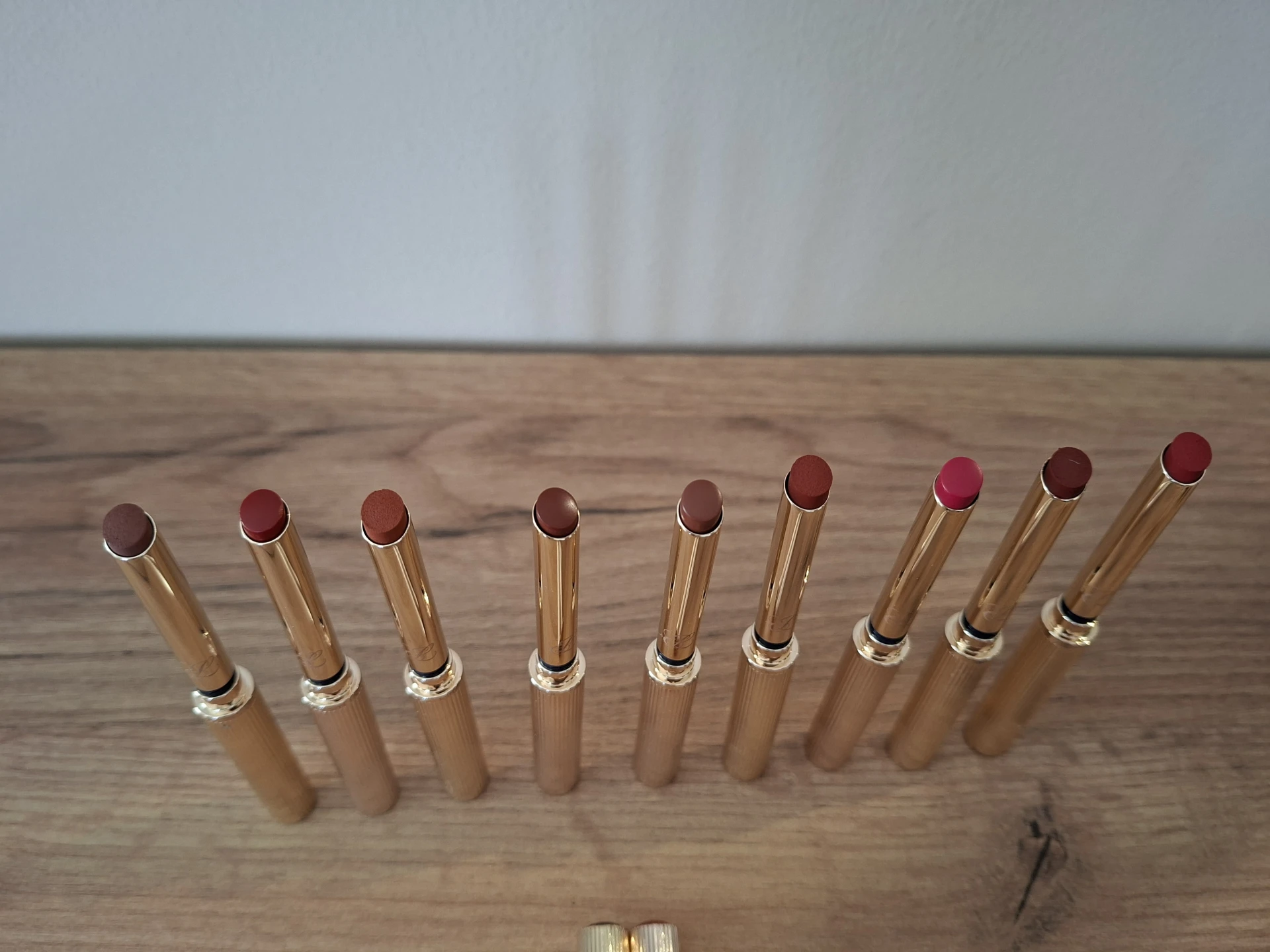 Estée Lauder Pure Color Explicit Slick Shine Lipstick