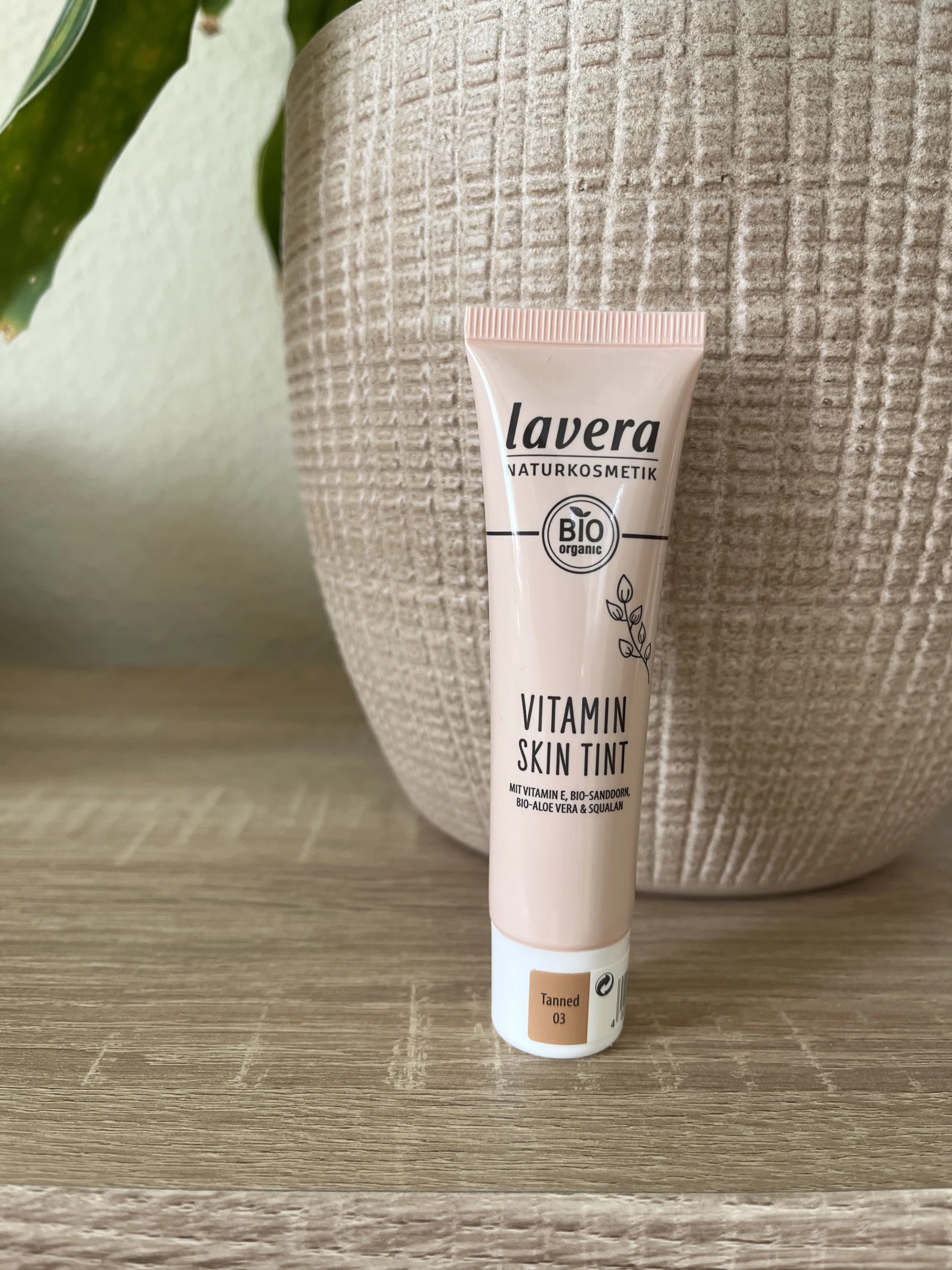 Lavera Vitamin Skin Tint