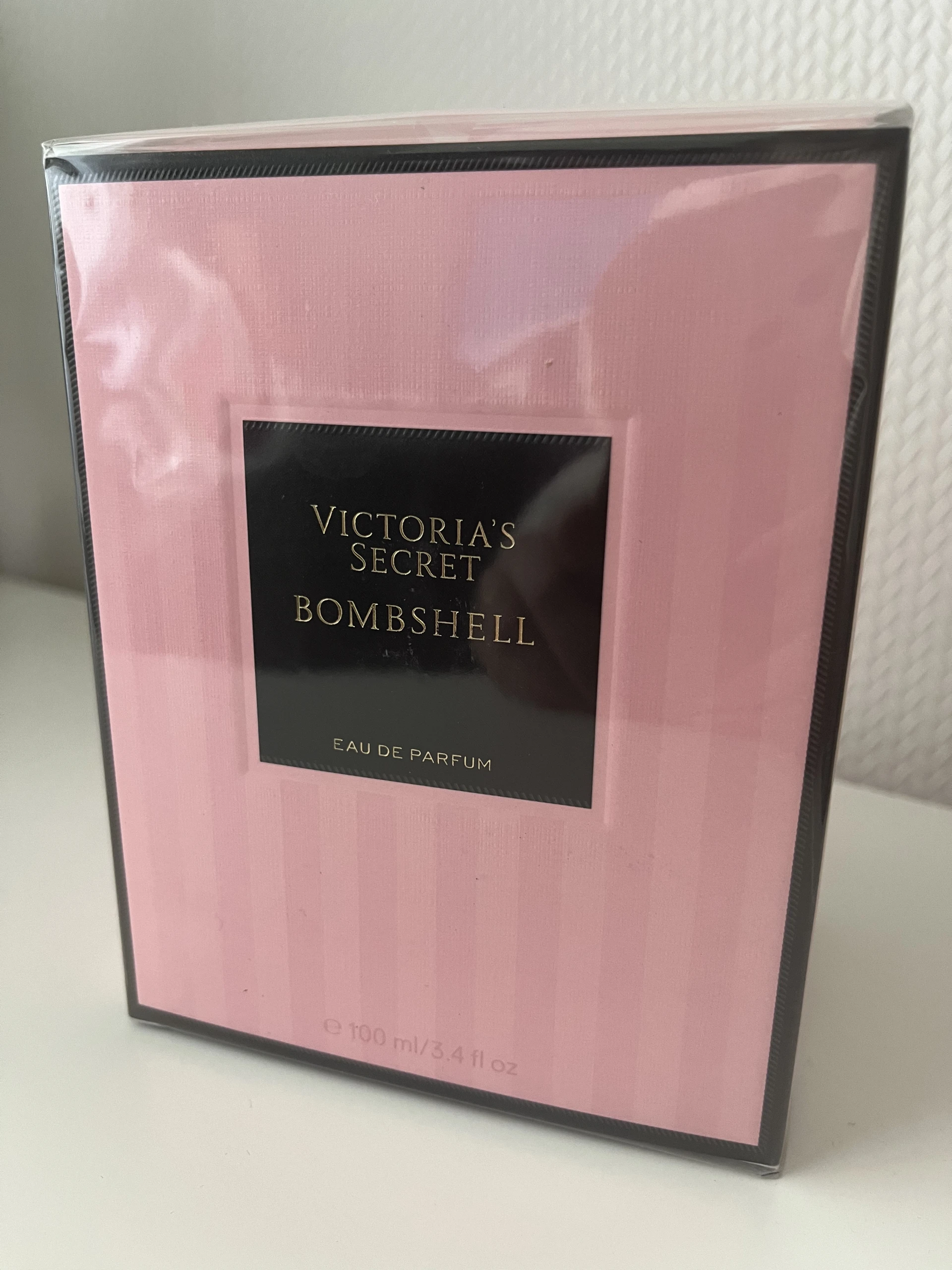 Victoria's Secret Bombshell