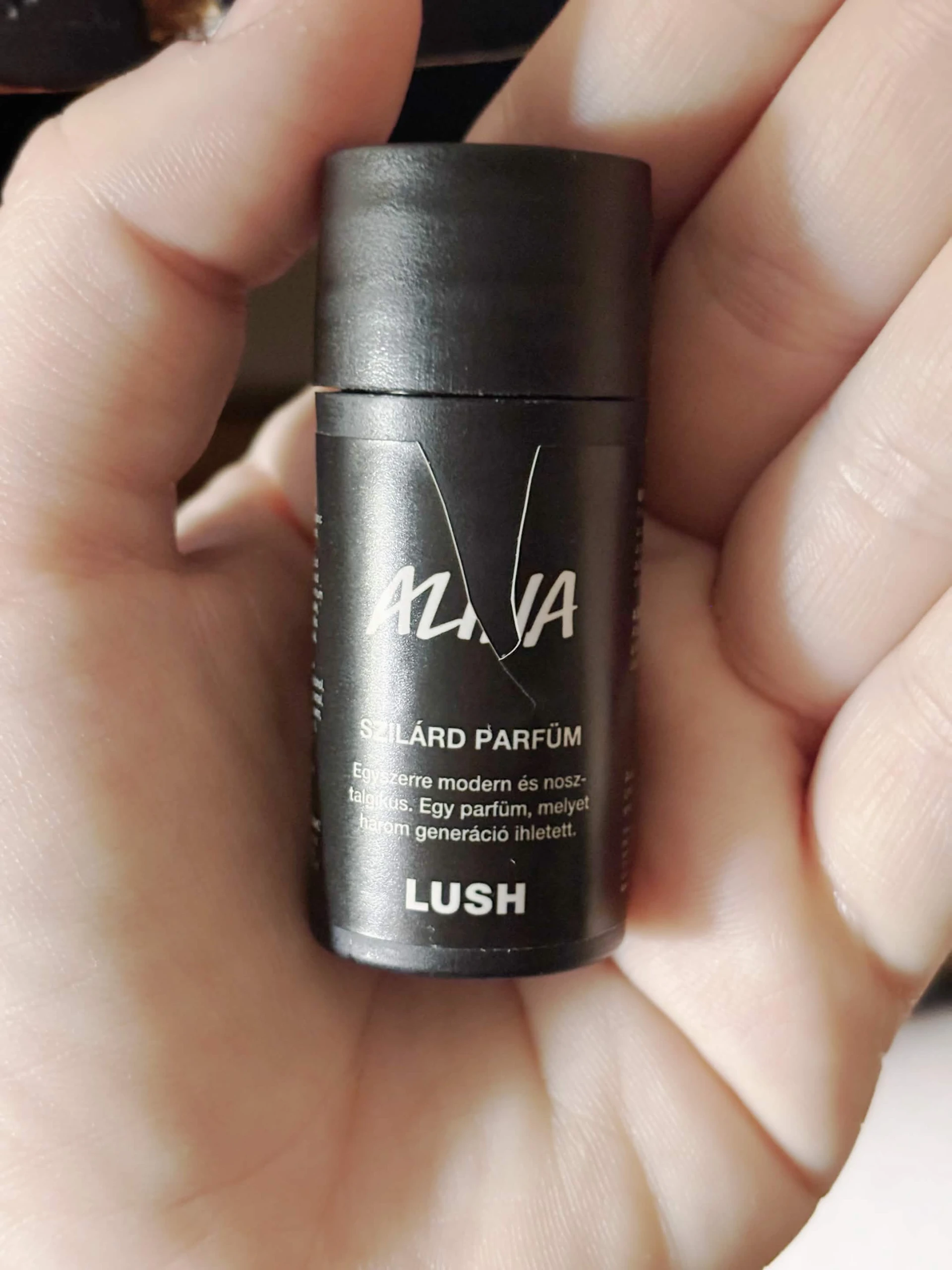 Lush - Alina szilárd parfüm
