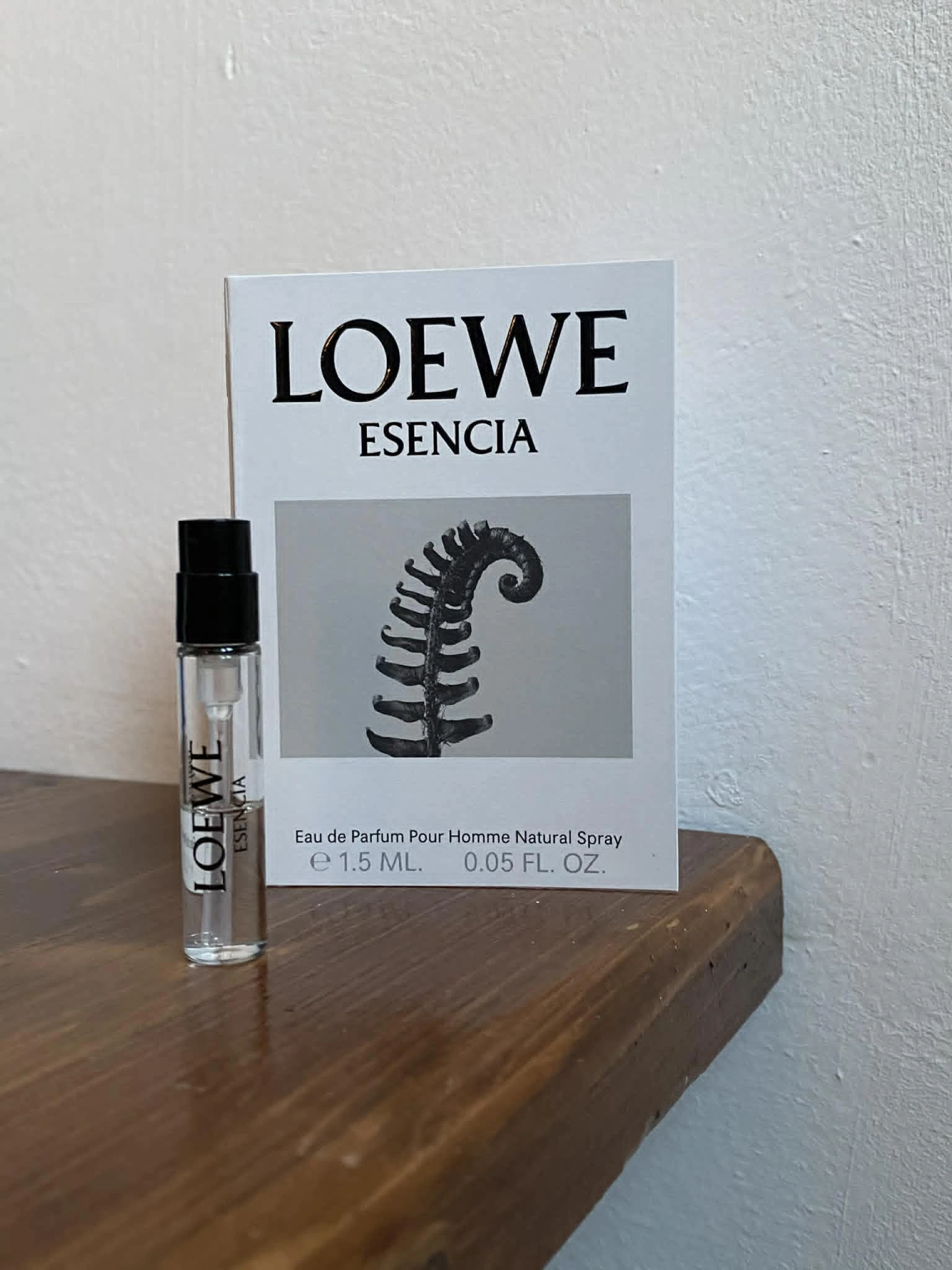Loewe Esencia EDP gyári minta