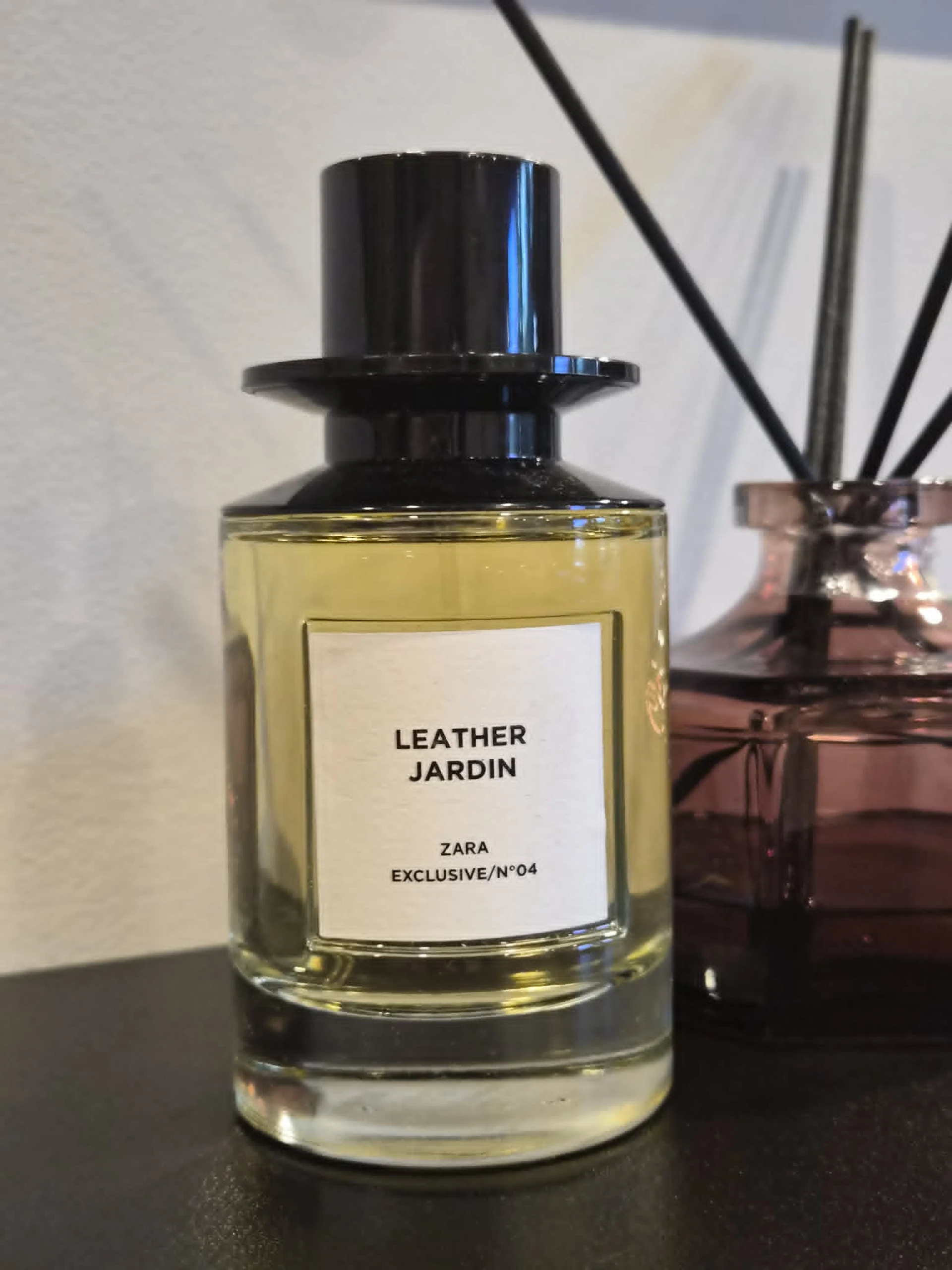 Zara Leather Jardin EDP
