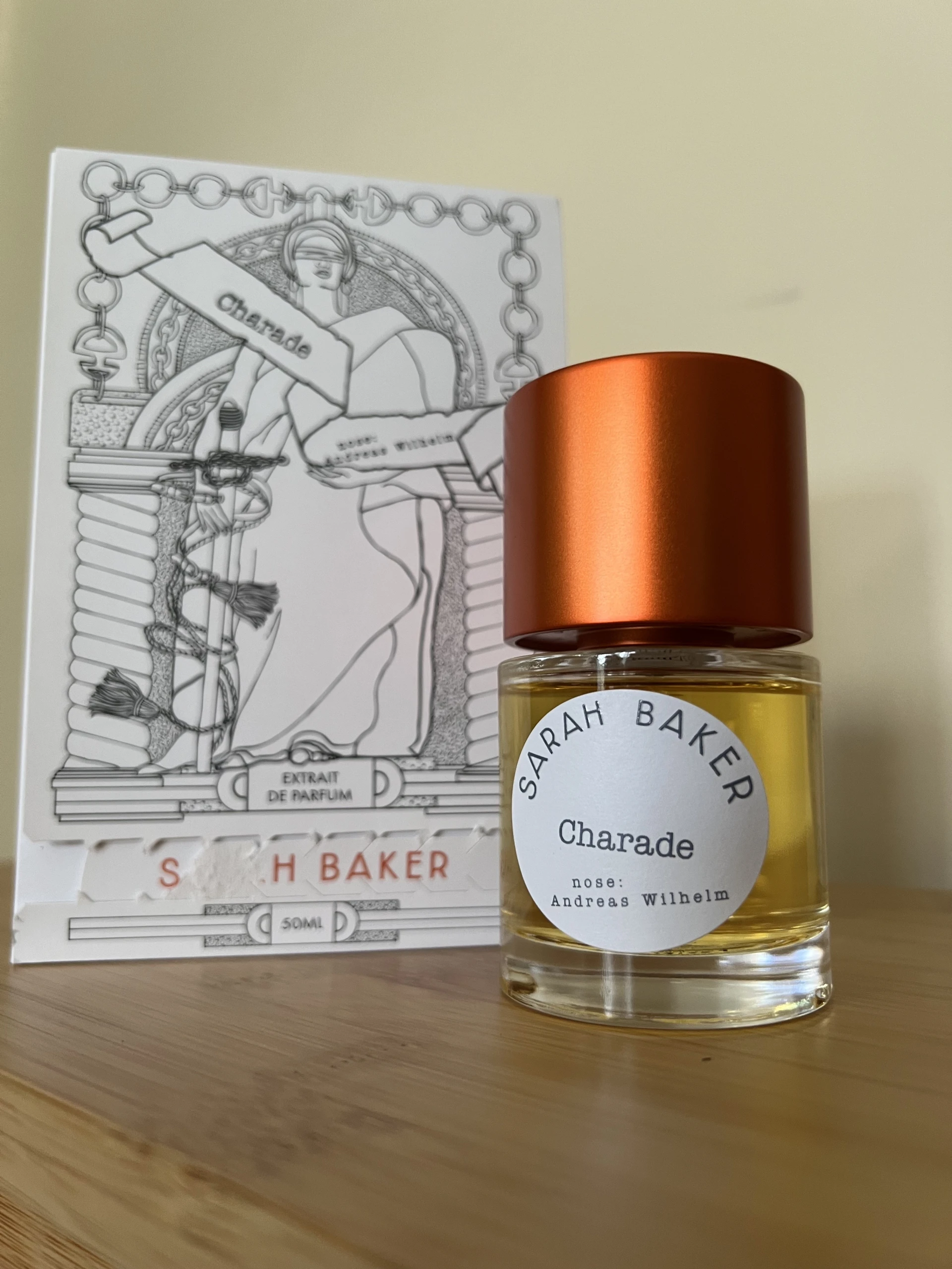 Sarah Baker Parfum Charade