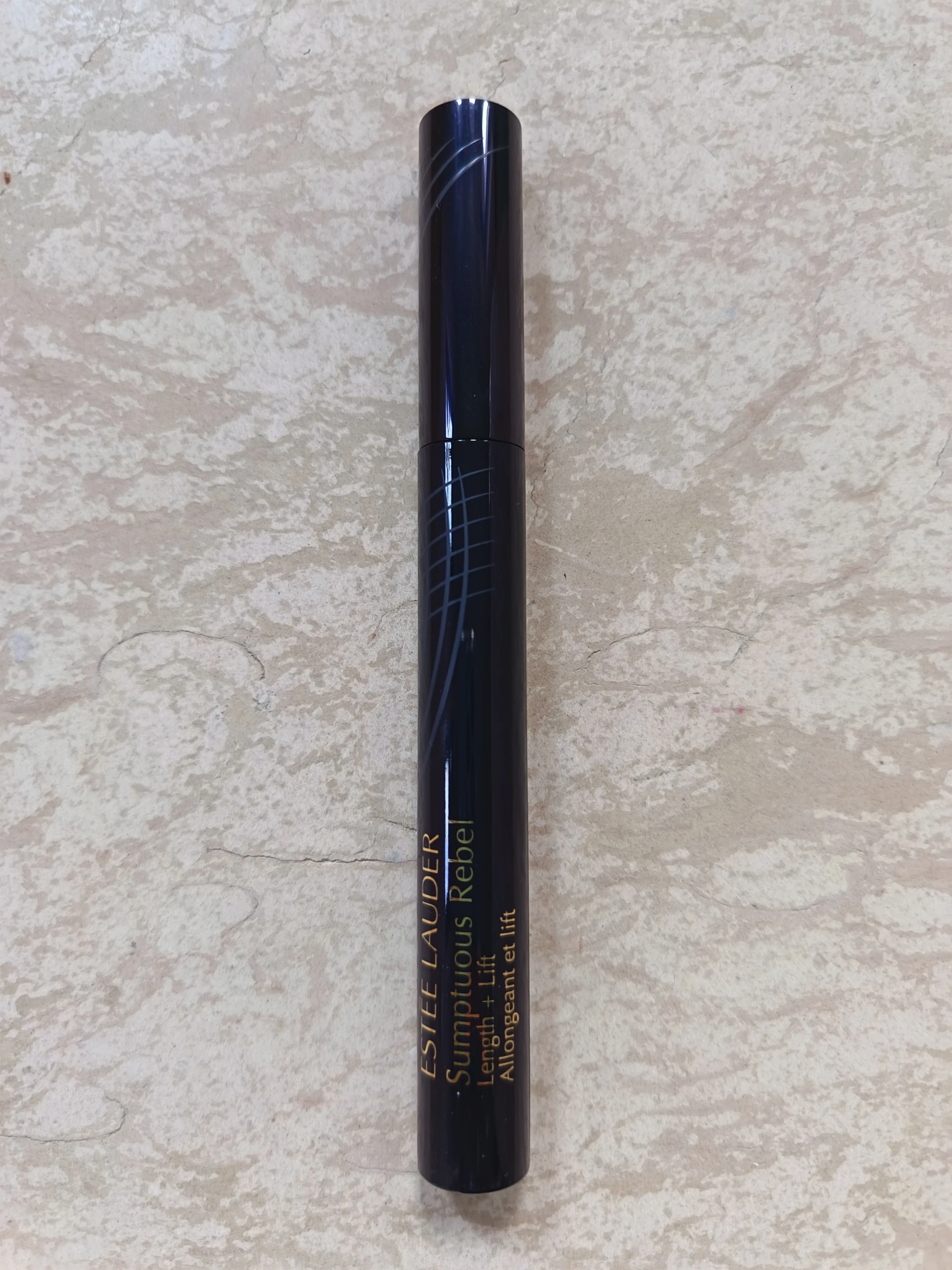 E.L. Sumptous Rebel Mascara