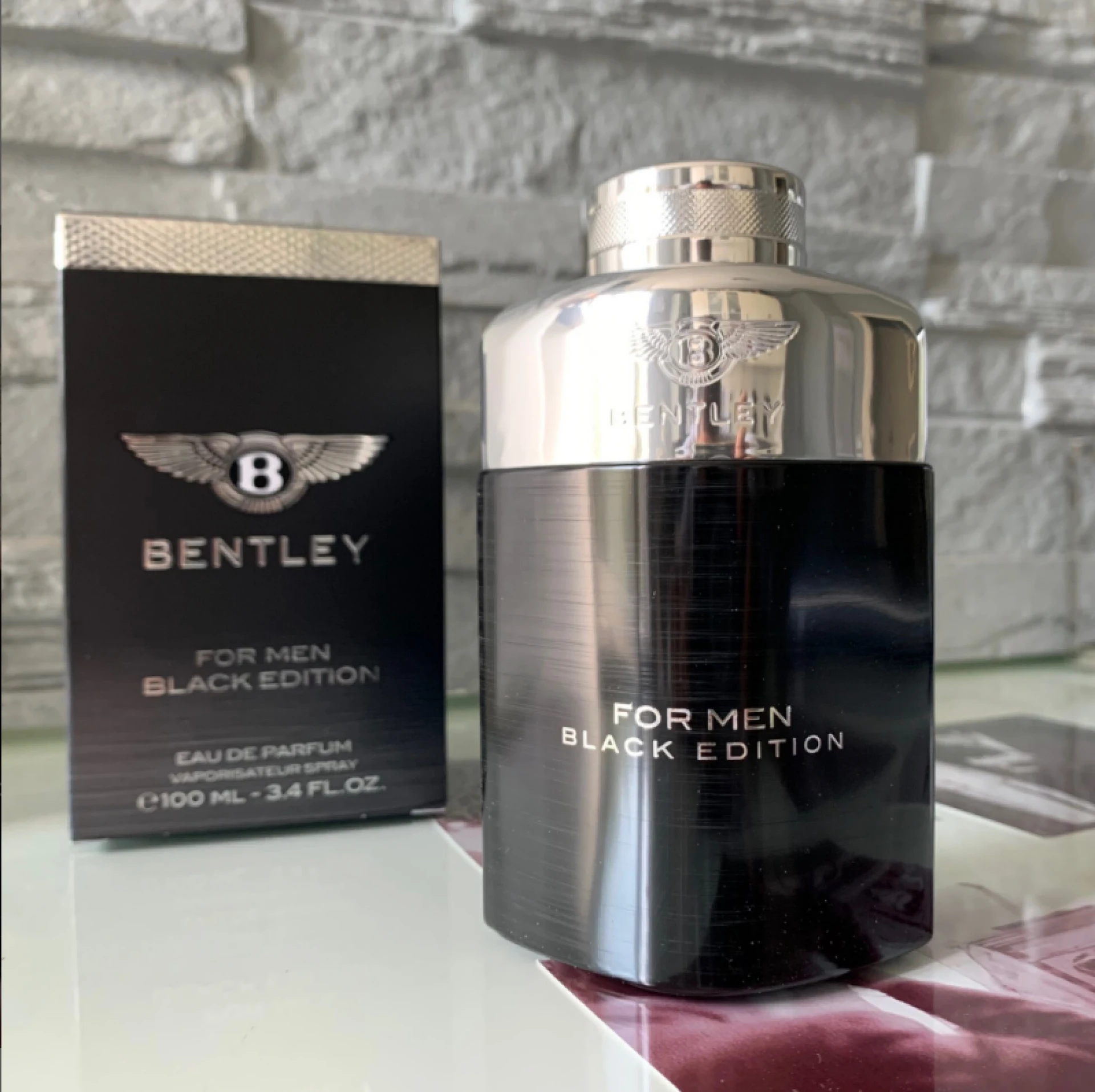 Bentley For Men Black Edition EDP fújósok