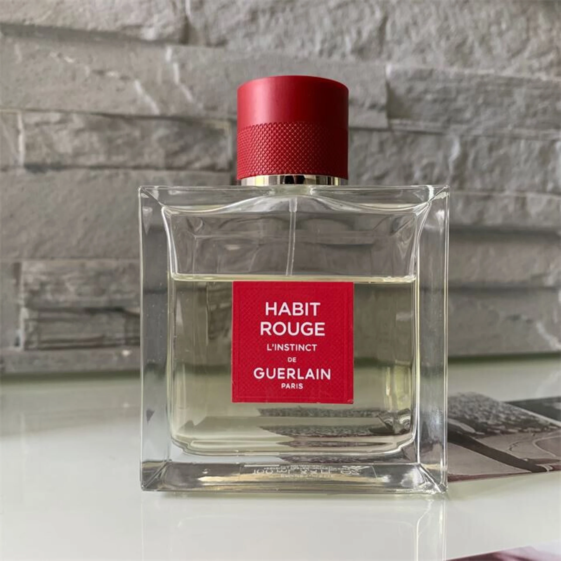 Guerlain Habit Rouge L'instinct fújósok