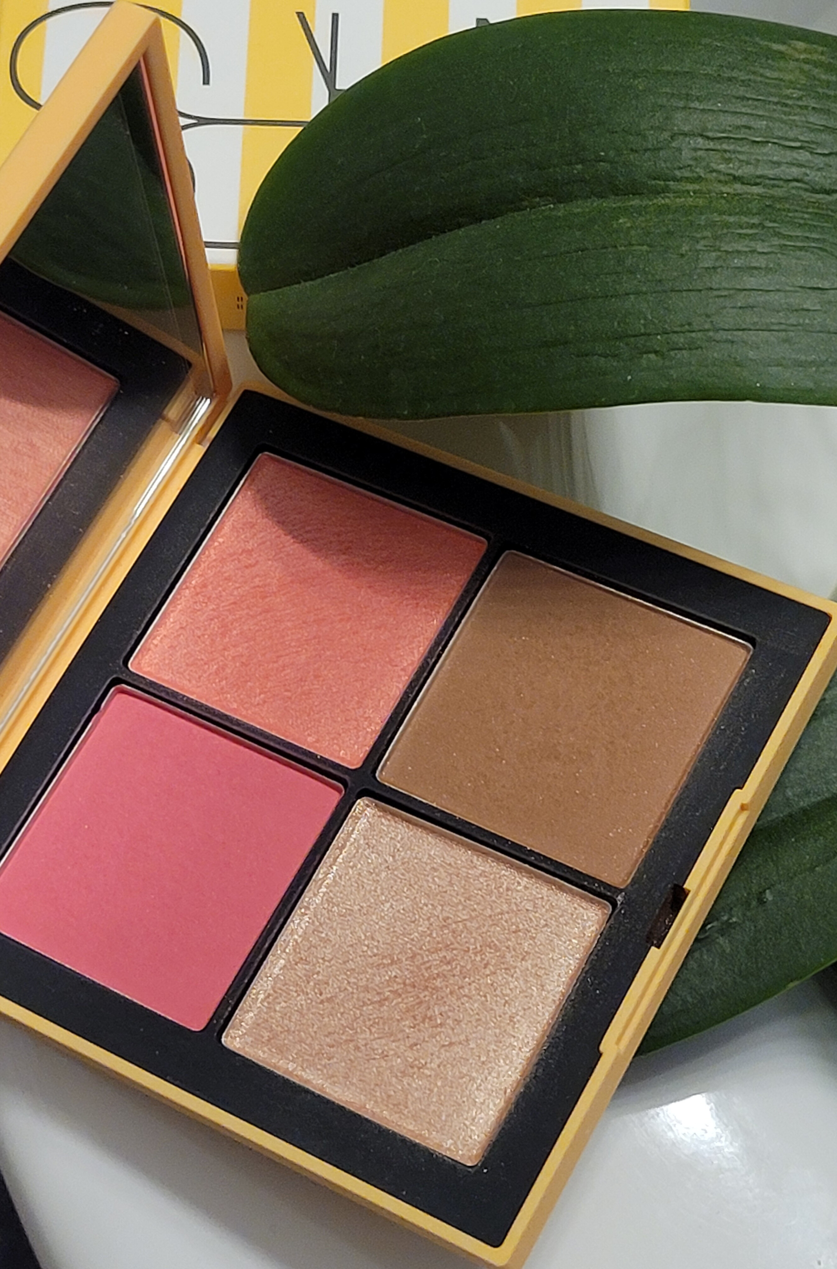 NARS Hot Escape Cheek Palette II.