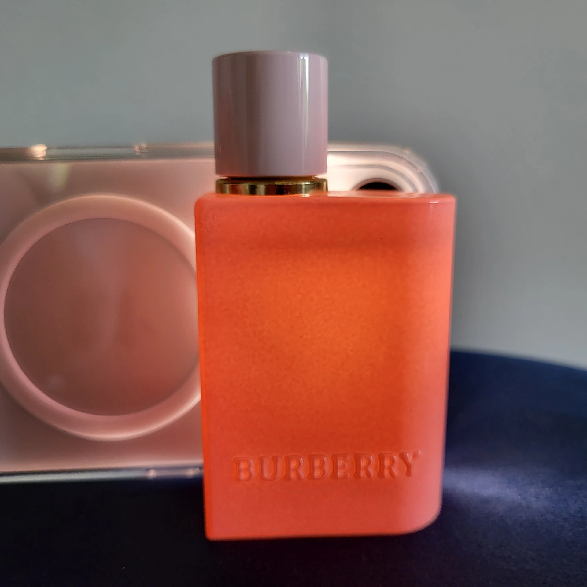 Üvegében Burberry Her Elixir