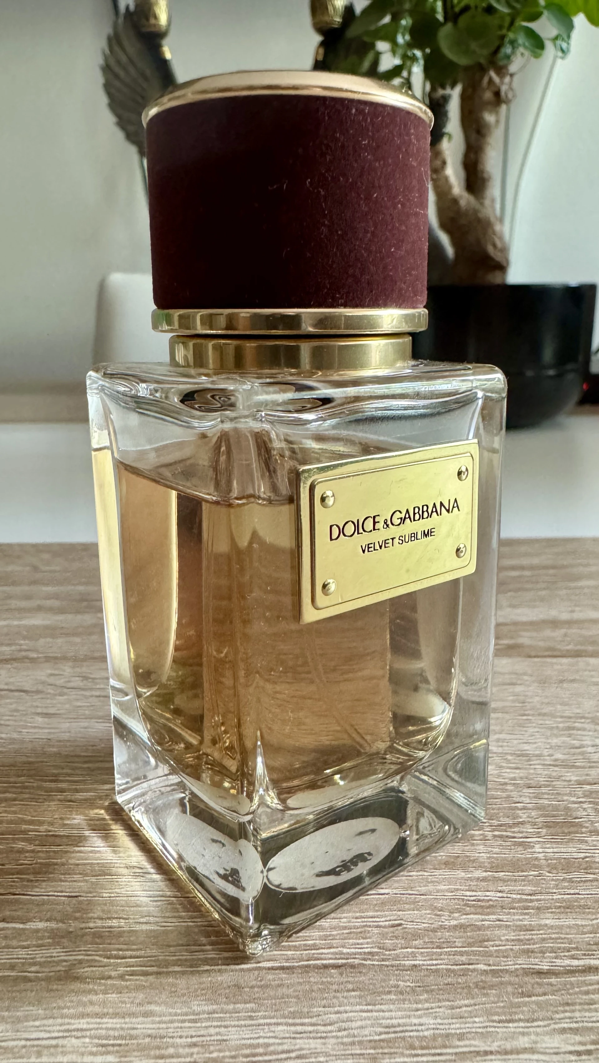 Üvegében, D&G Velvet Sublime