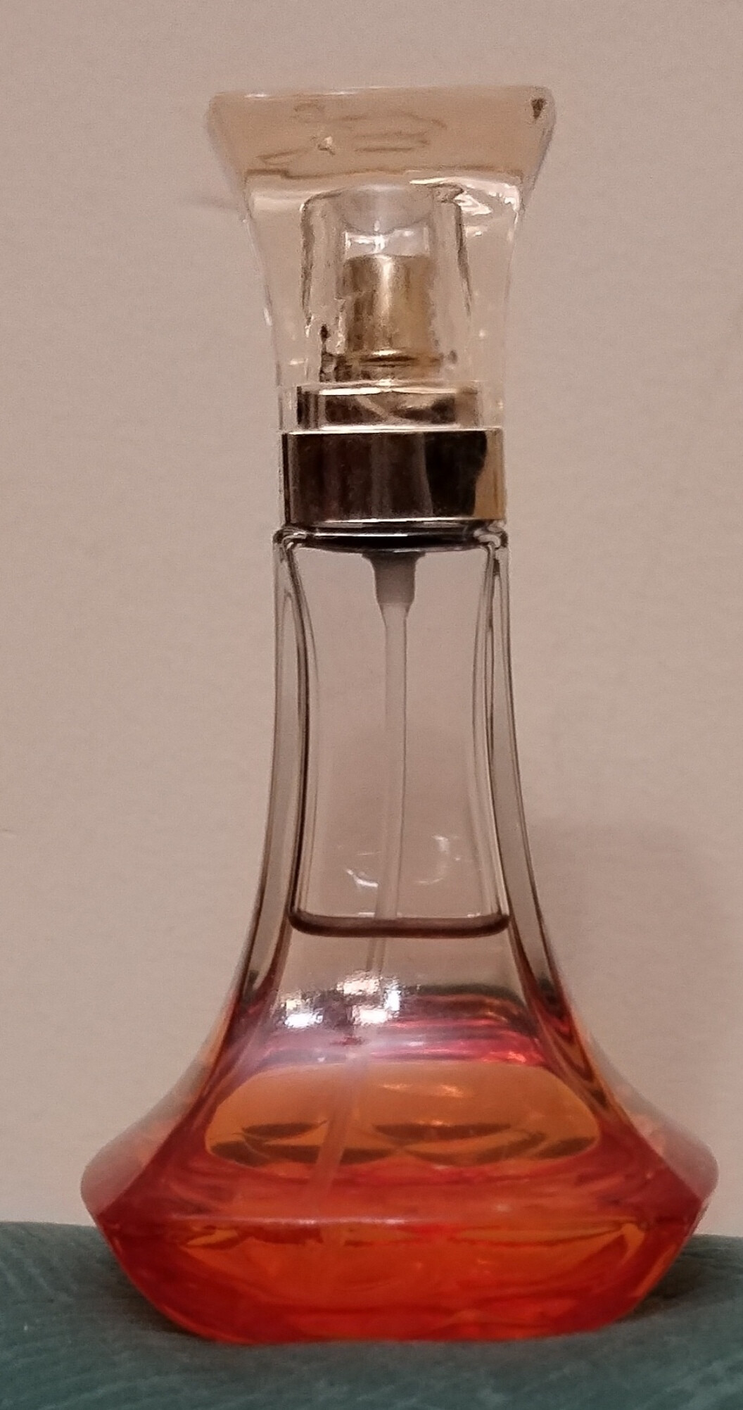 RITKA ! Beyoncé Heat Rush EDT üvegében