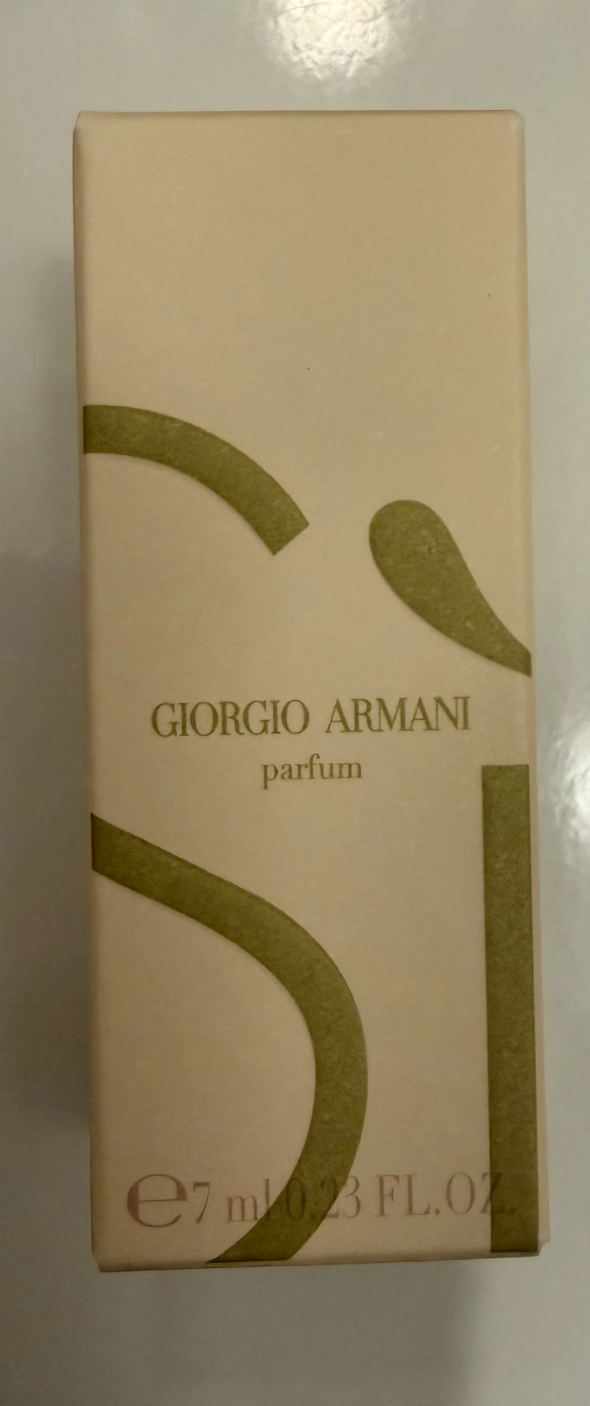 Armani sí