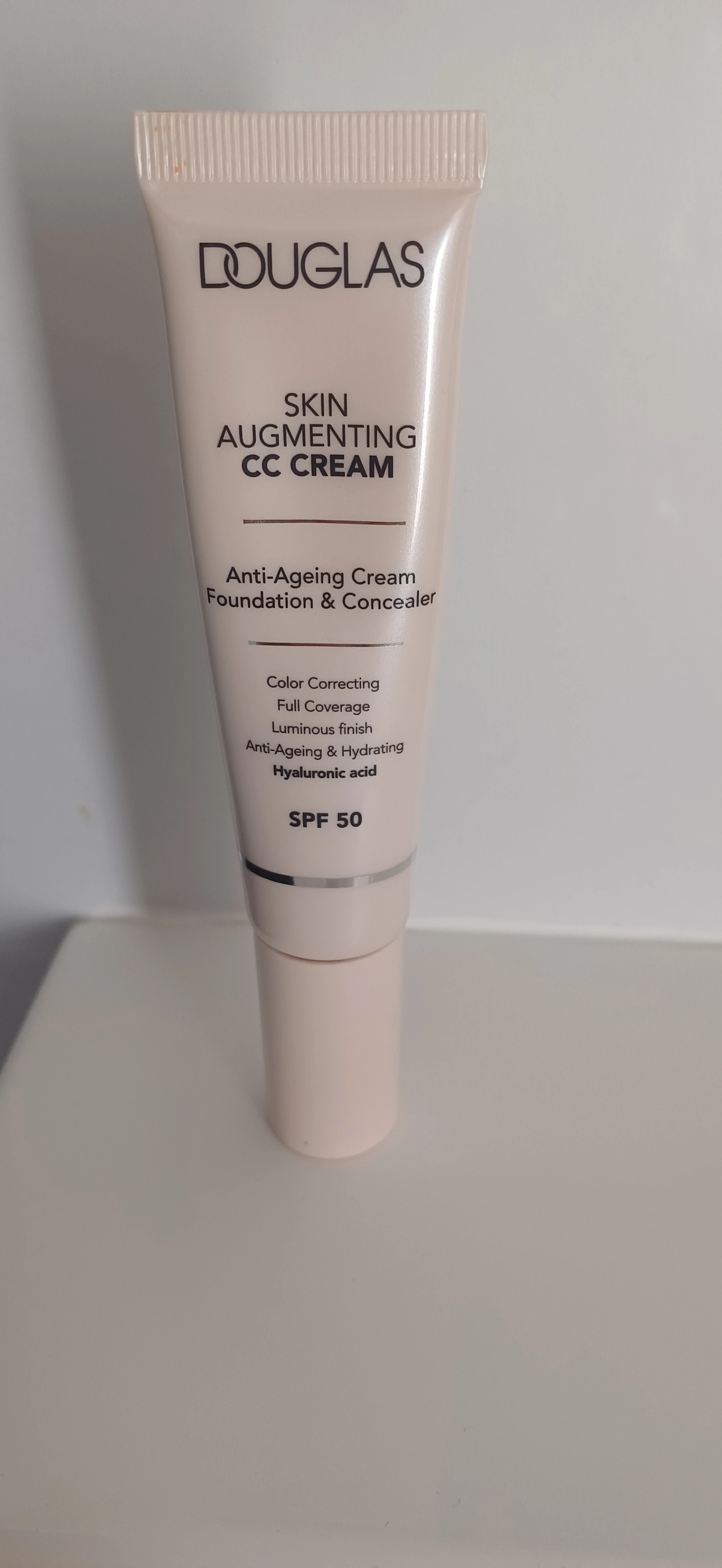 Douglas Skin Augmenting CC cream