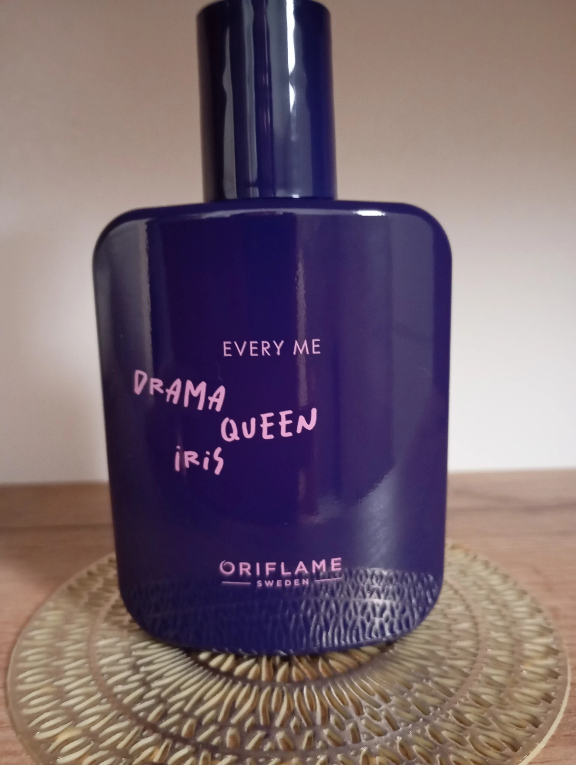 🎁 Ajándék 5ml Every Me Drama Queen Iris