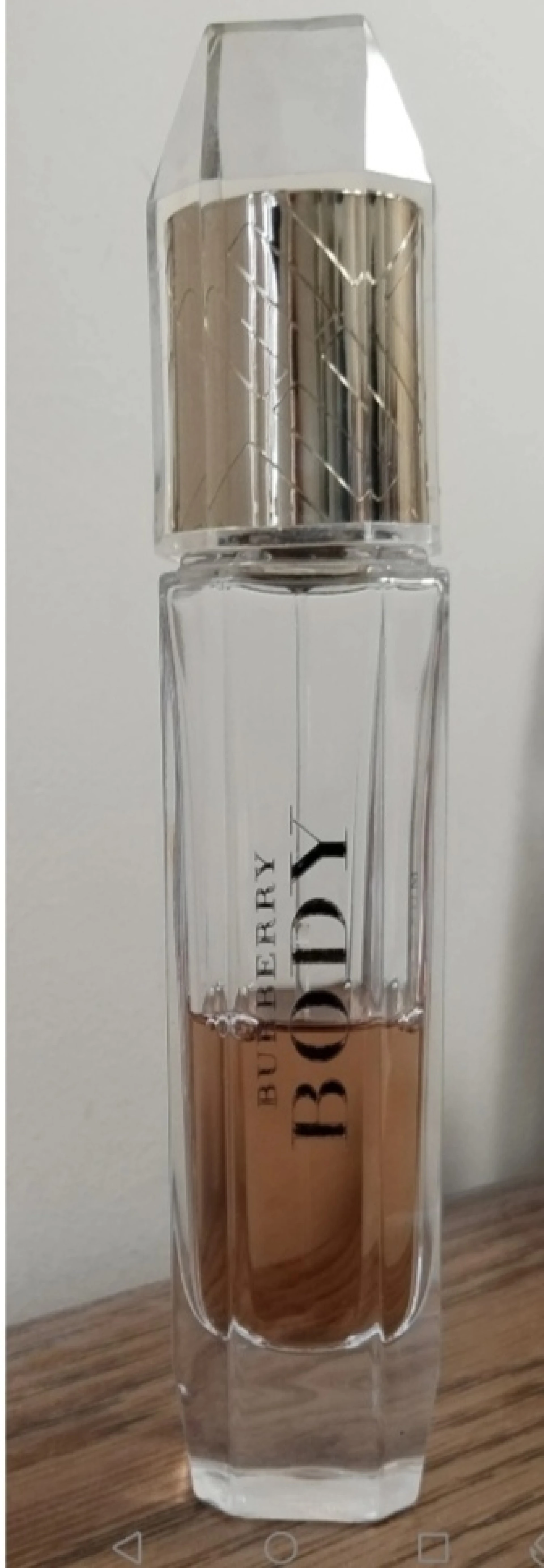 RITKA ! Burberry Body EDP üvegében