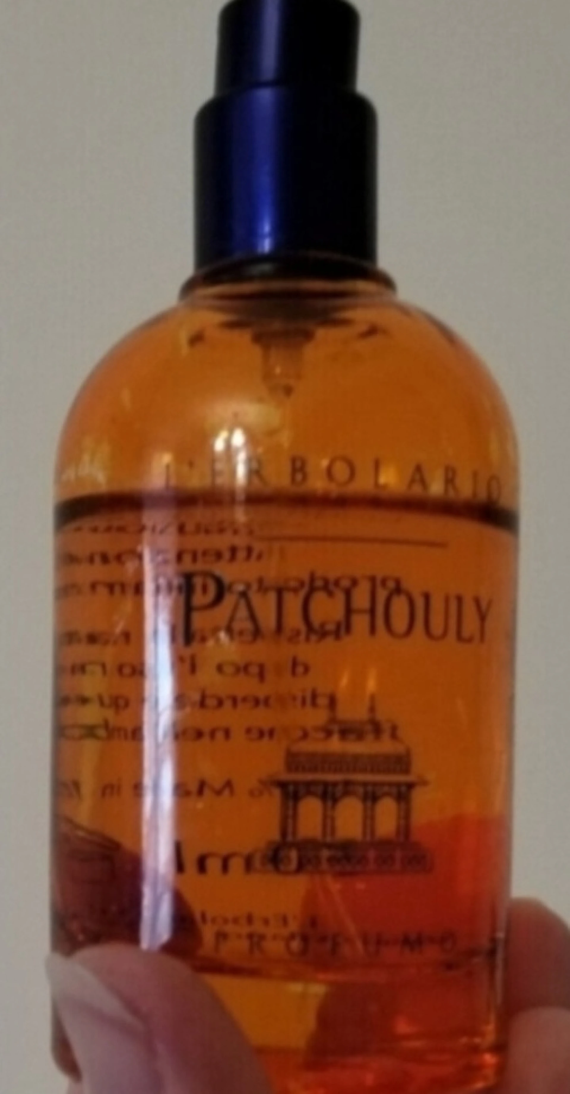L'Erbolario Patchouly EDP üvegében
