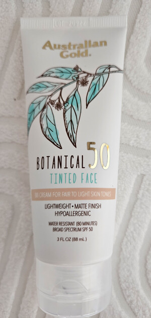 Australian Gold Botanical Sunscreen SPF50 Tinted Face Mineral Lotion - Fair to Light