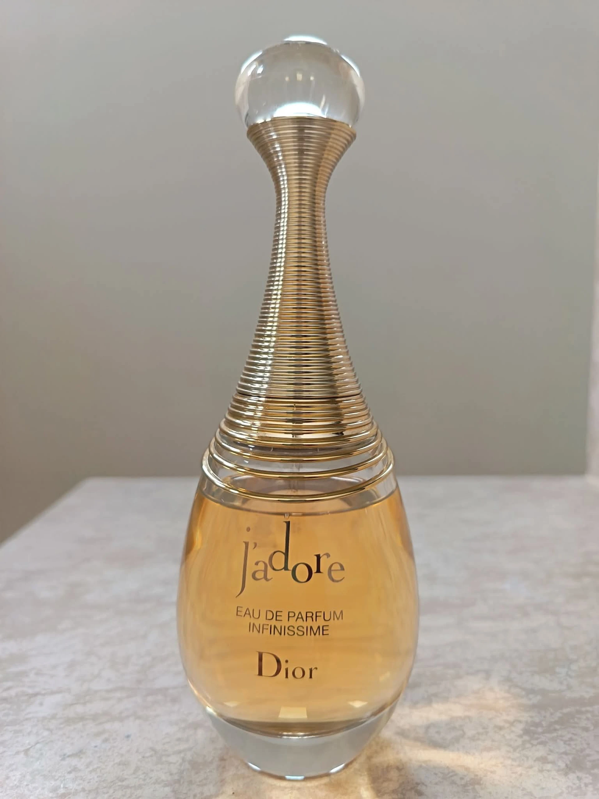 Dior J'adore Infinissime parfümszóróban