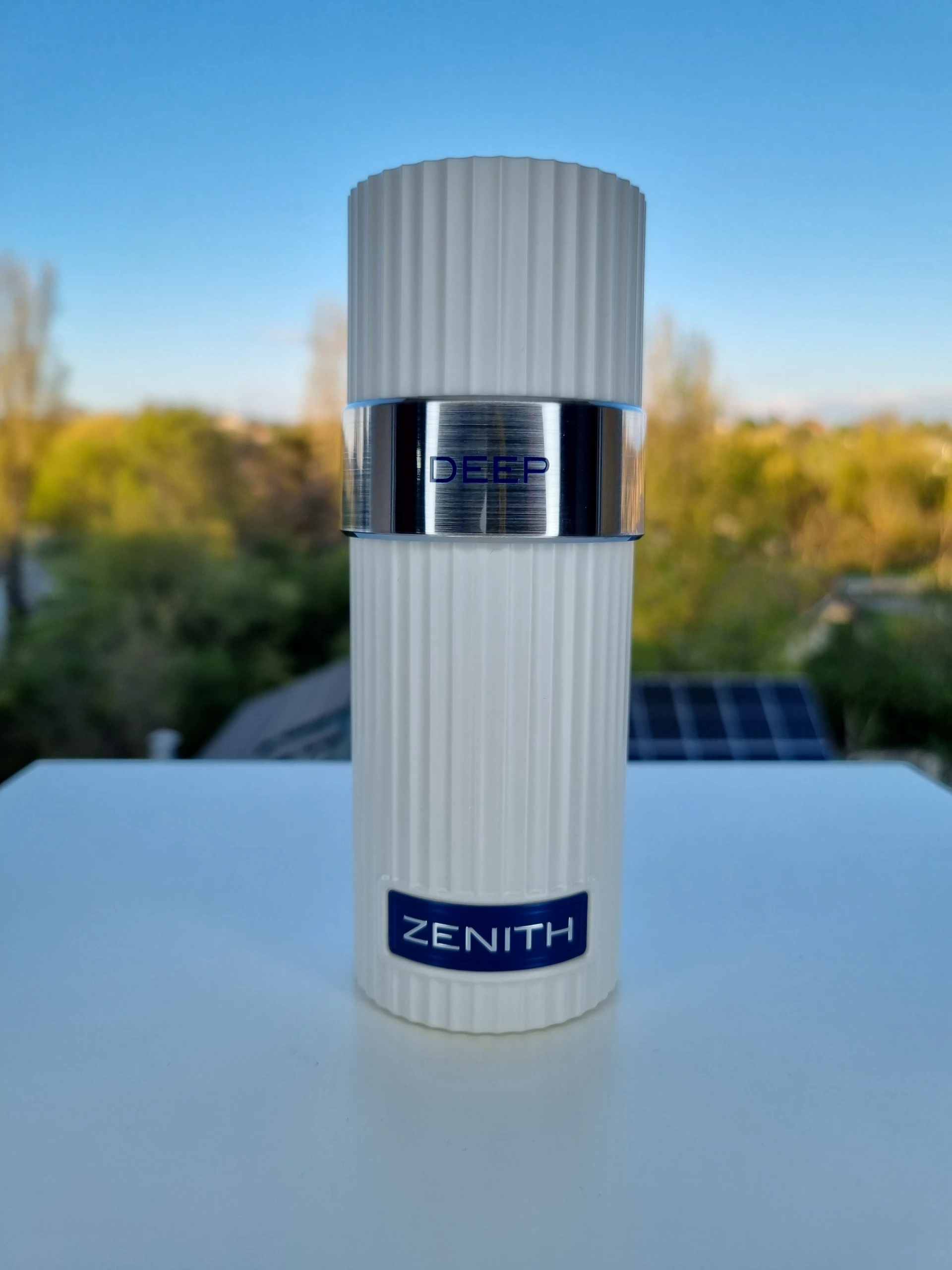 French Avenue – Zenith Deep Dekant