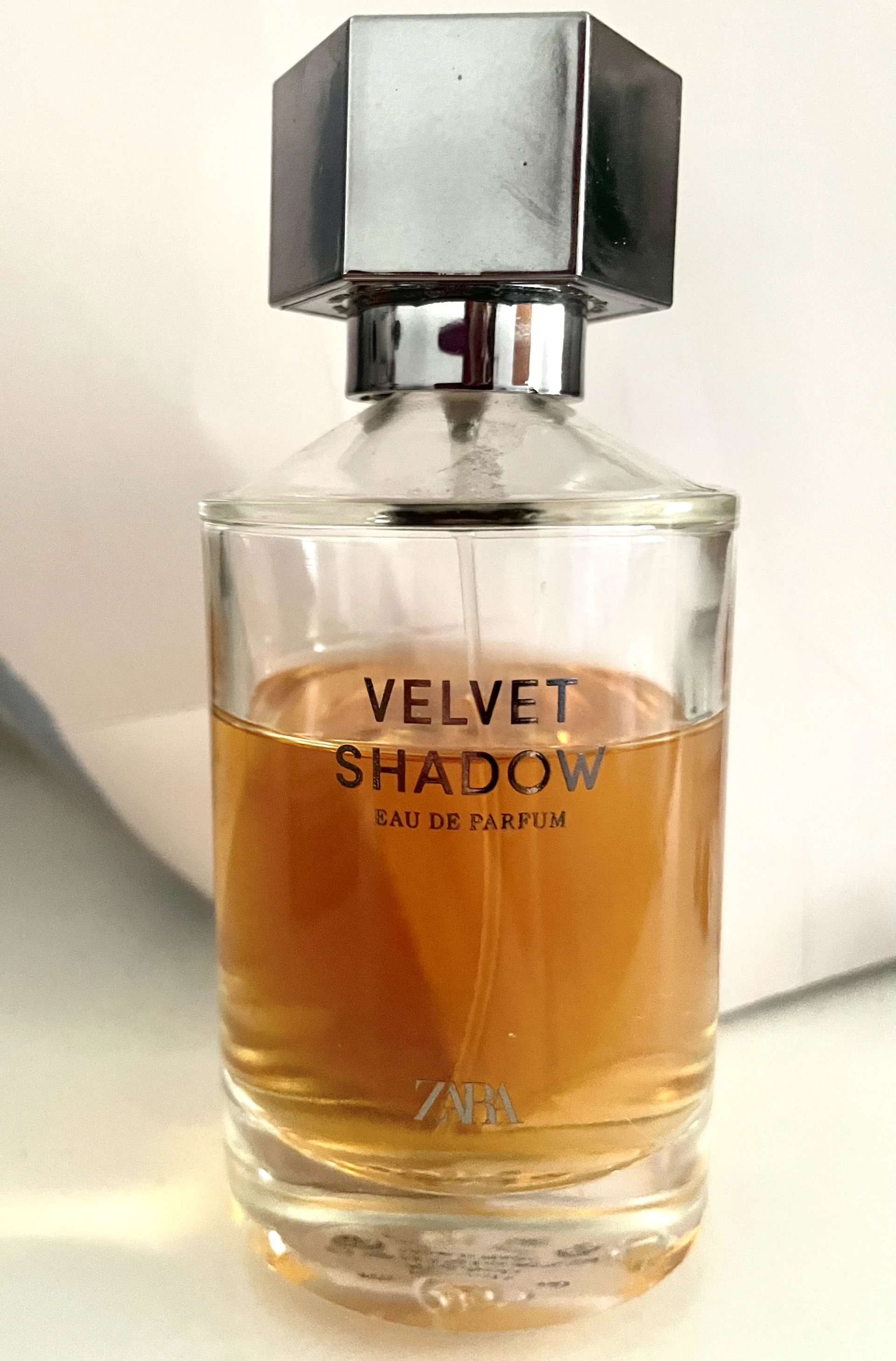 Zara Velvet Shadow