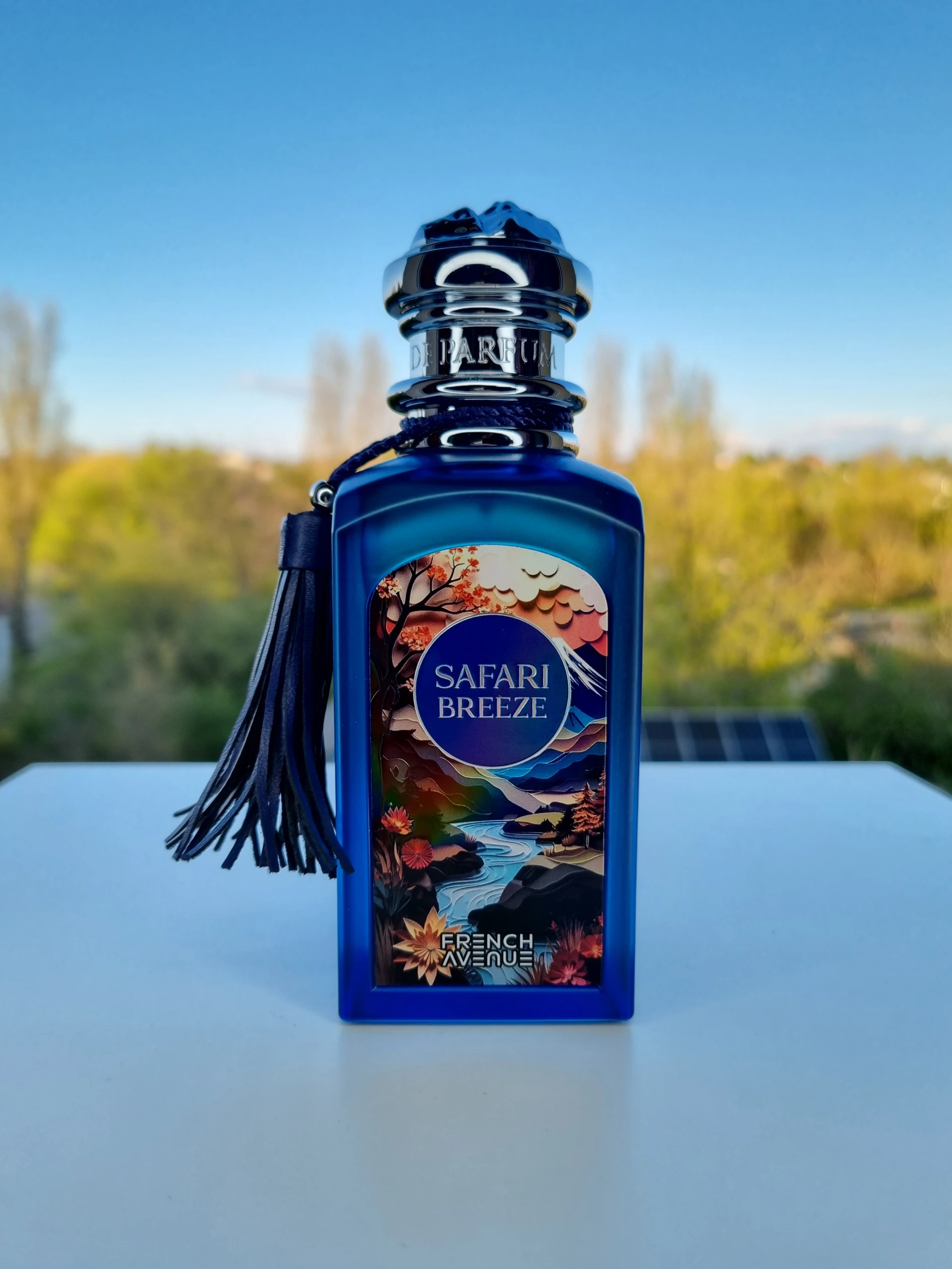 French Avenue – Safari Breeze Dekant