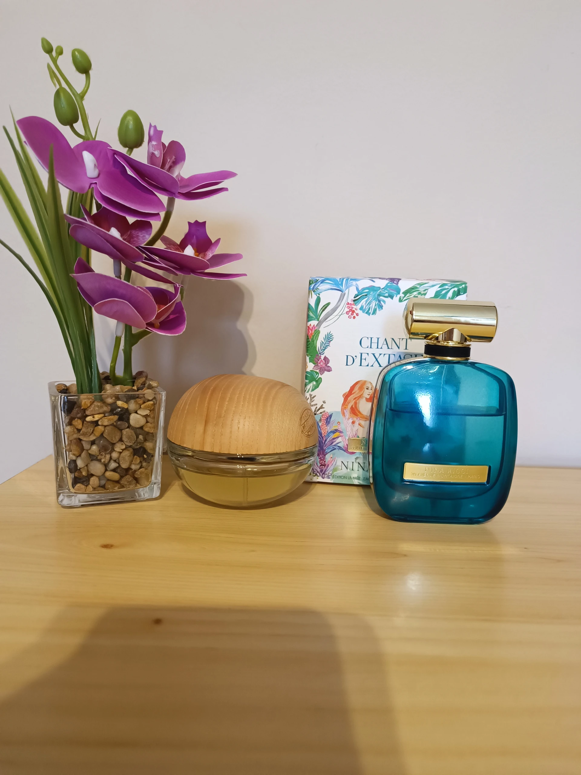 DKNY - Coconuts About Summer