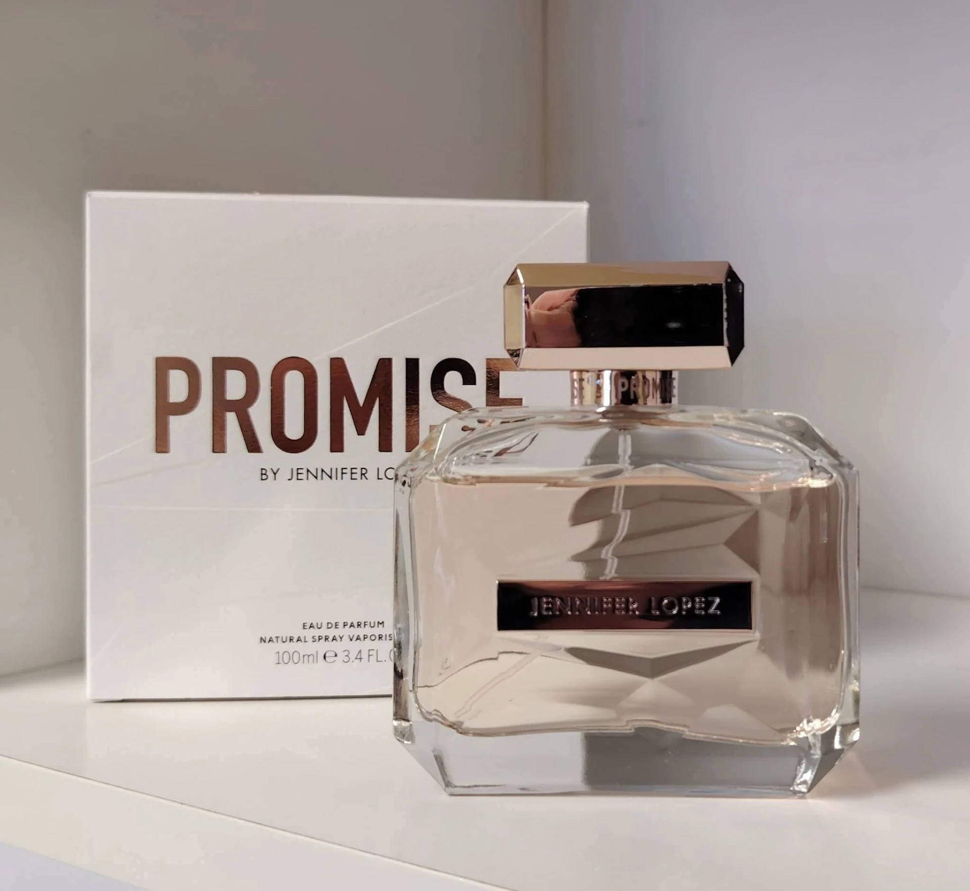 ÜVEGÉBEN! Jennifer Lopez Promise EDP