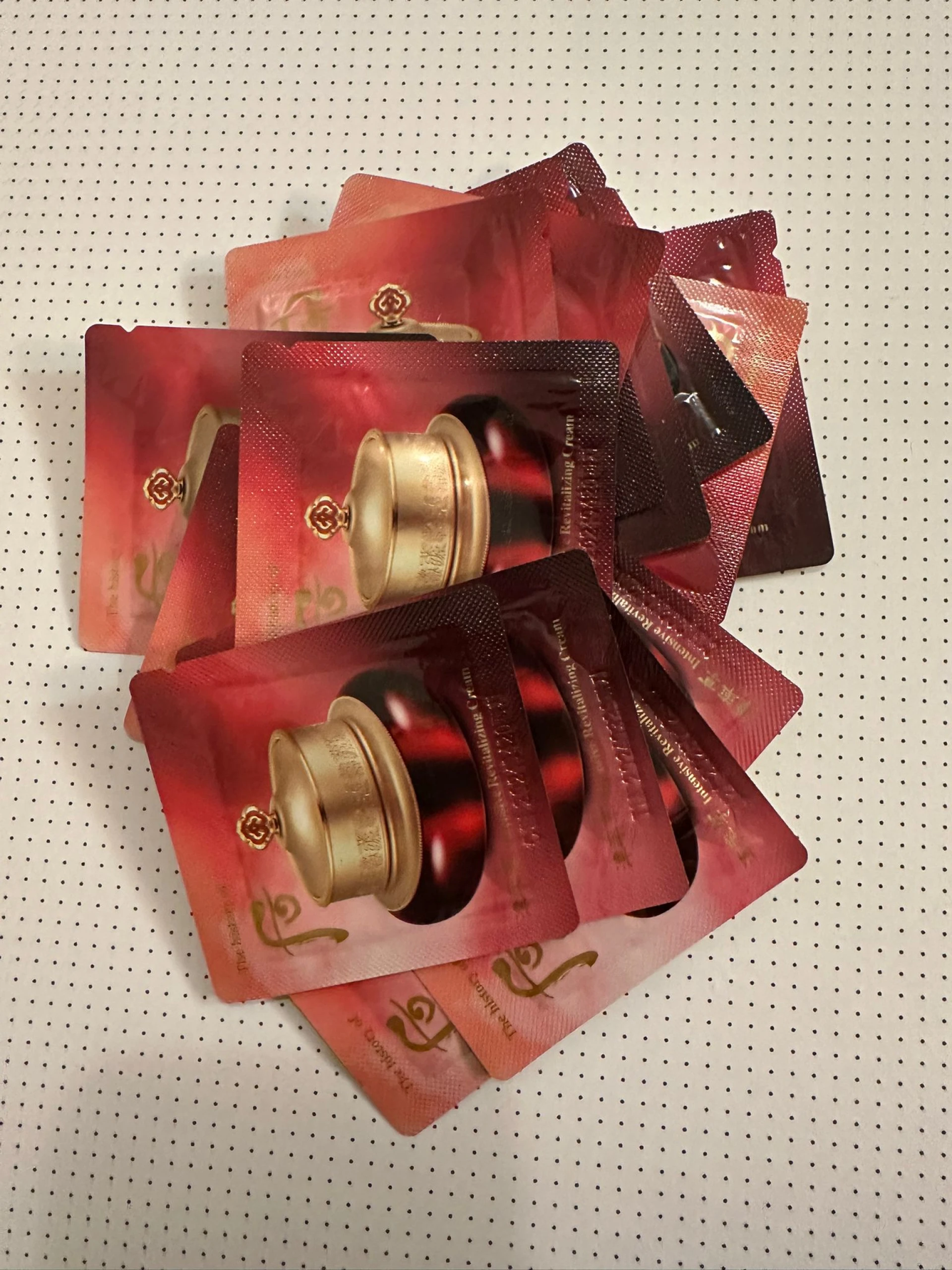 The History of Whoo Jinyul Arckrém minta, 17 db x 1 ml