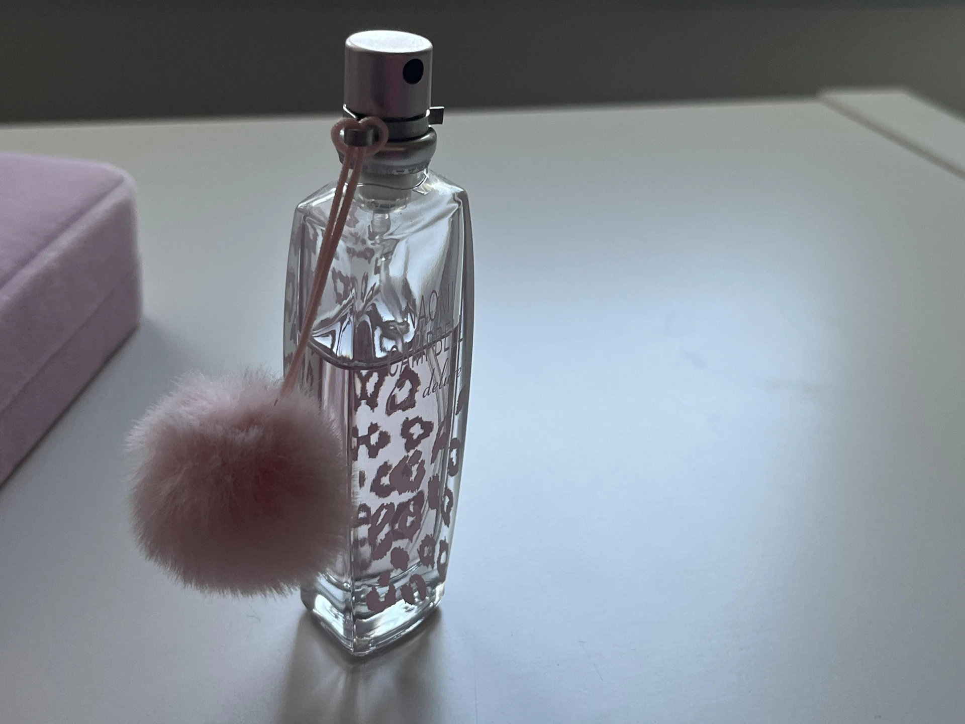 Naomi Campbell Cat Deluxe