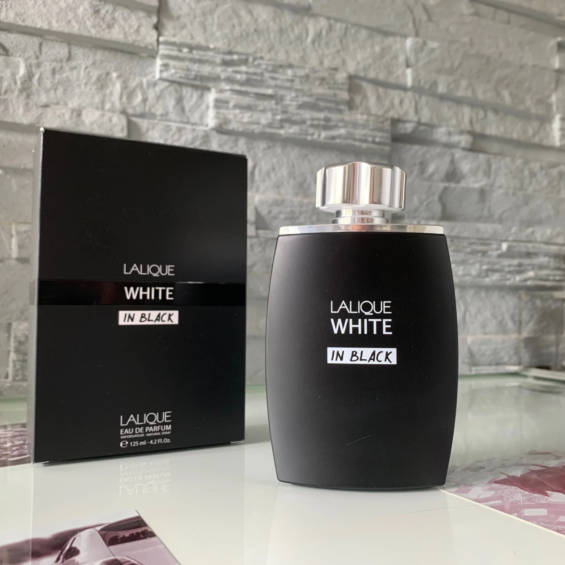 Lalique White In Black EDP (Parfums de Marly Layton klón) fújósok