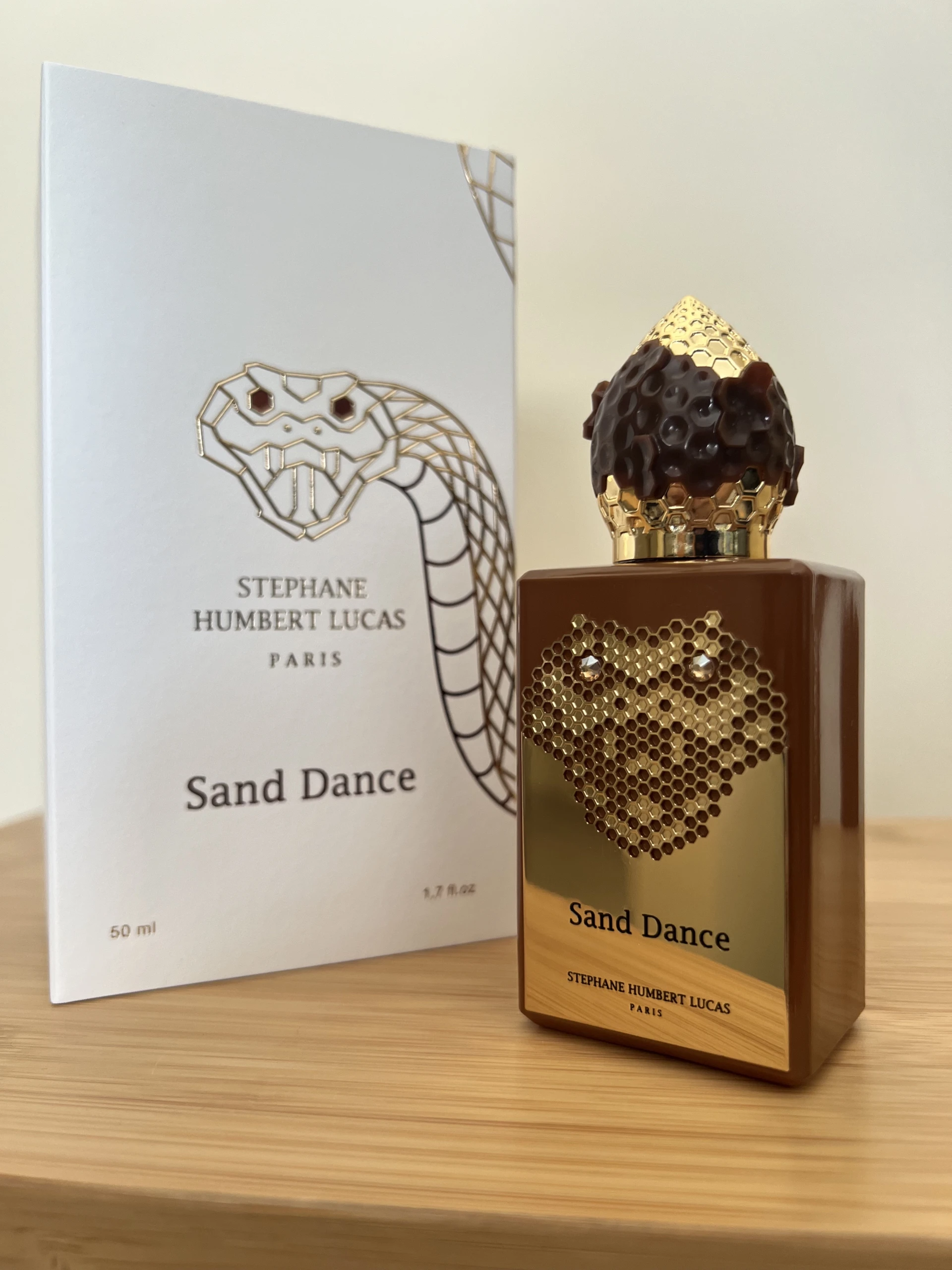 Stephane Humbert Lucas Sand Dance