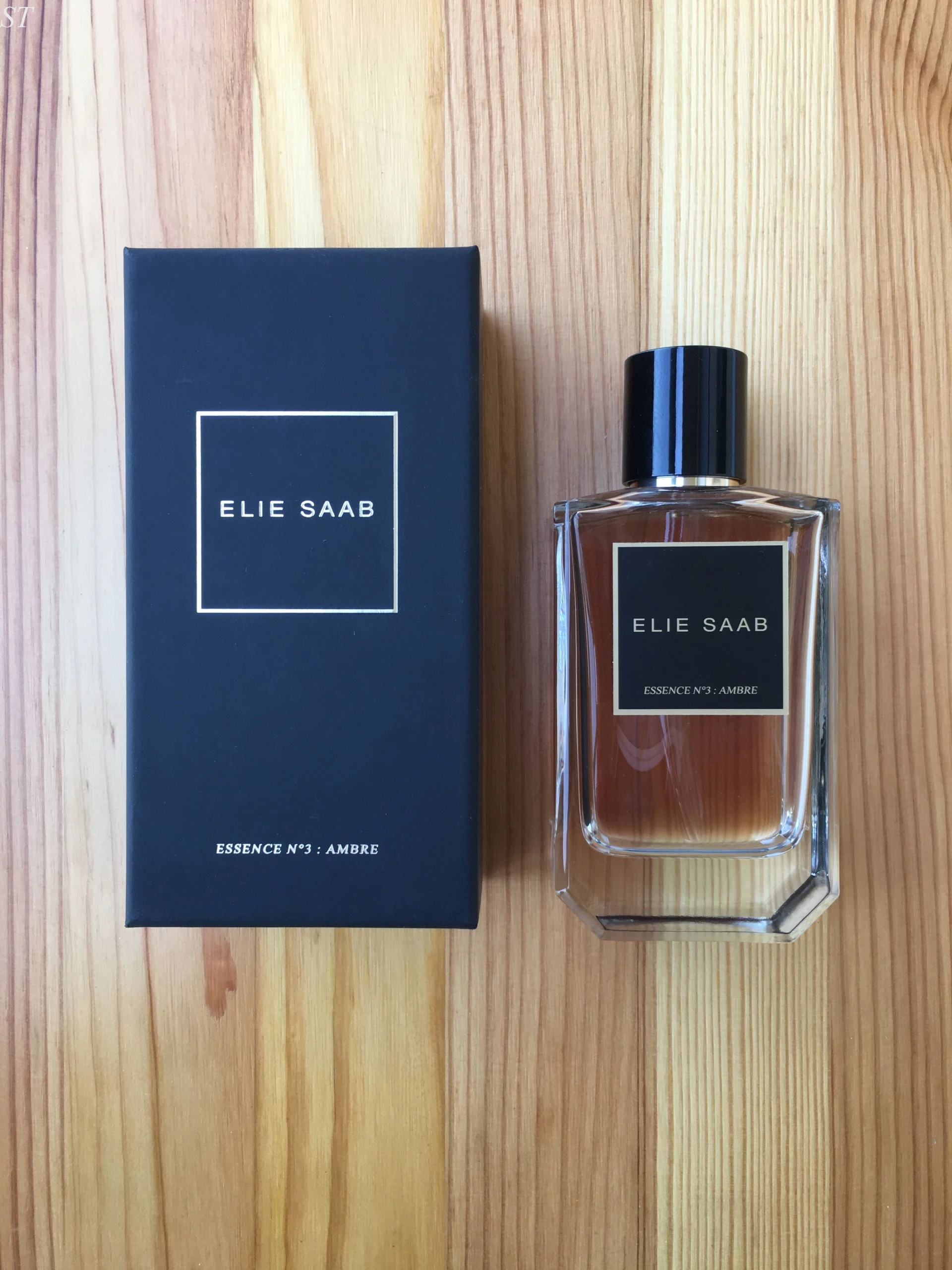 Fújós - Elie Saab Essence N°3: Ambre