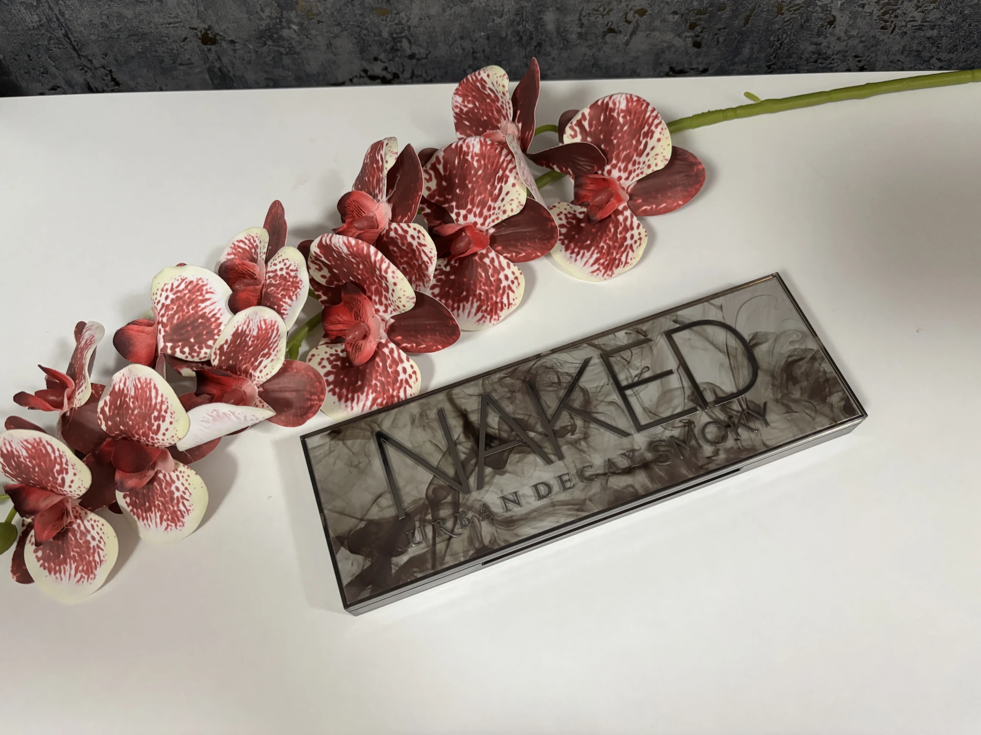 Urban Decay Smoky Paletta