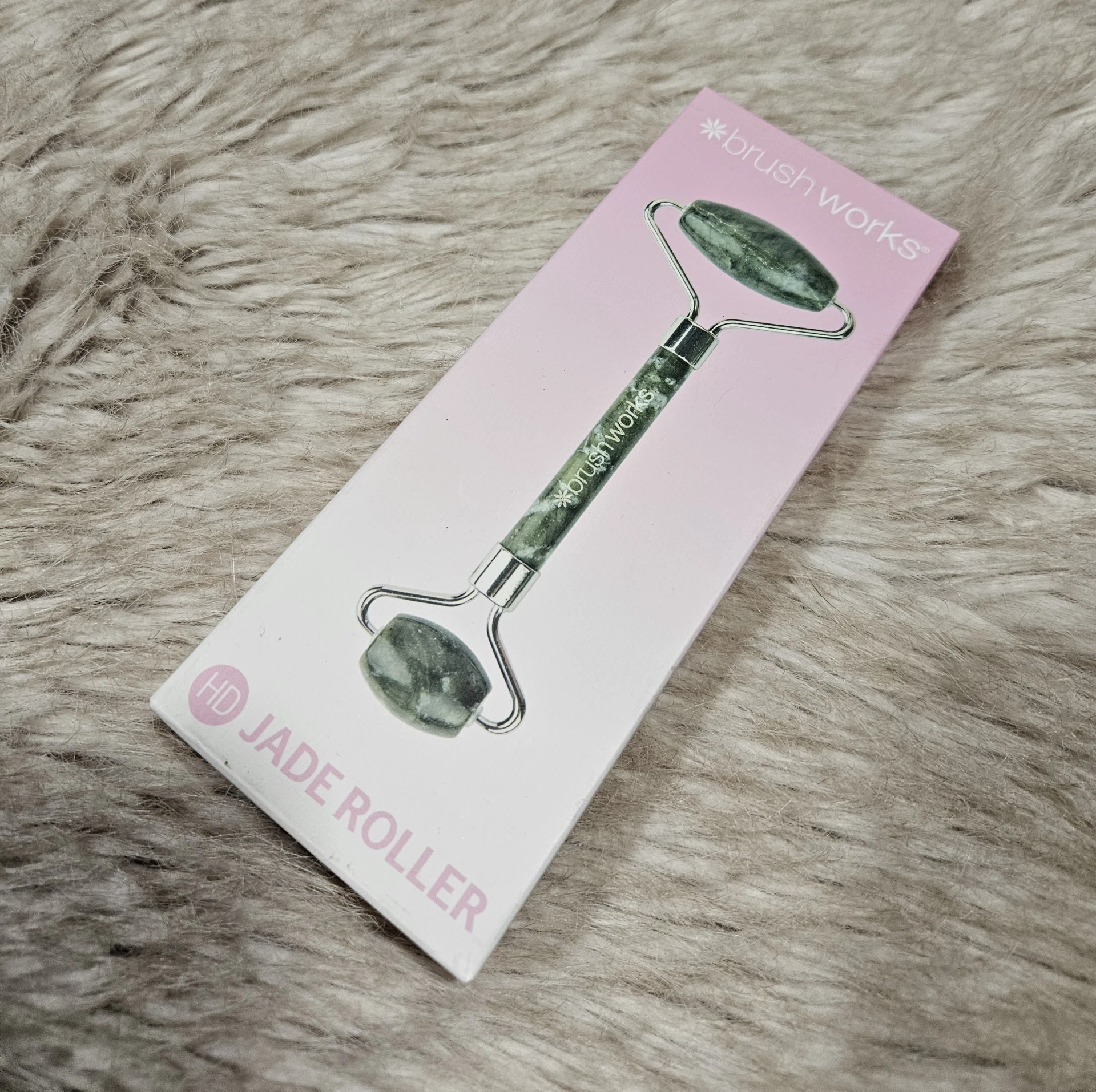 Vadiúj bontatlan brush works jade roller