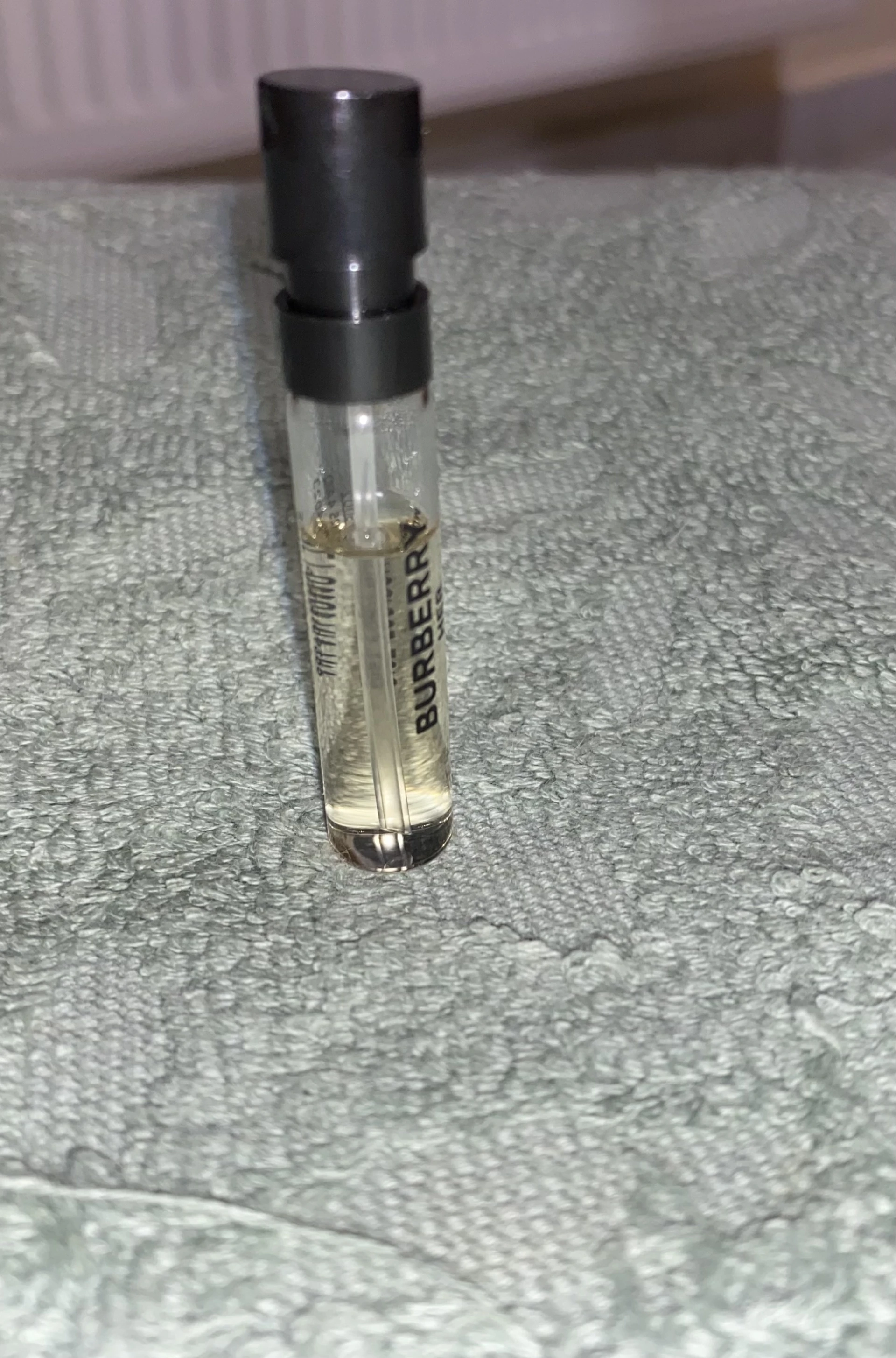 Burberry Intense női illatminta