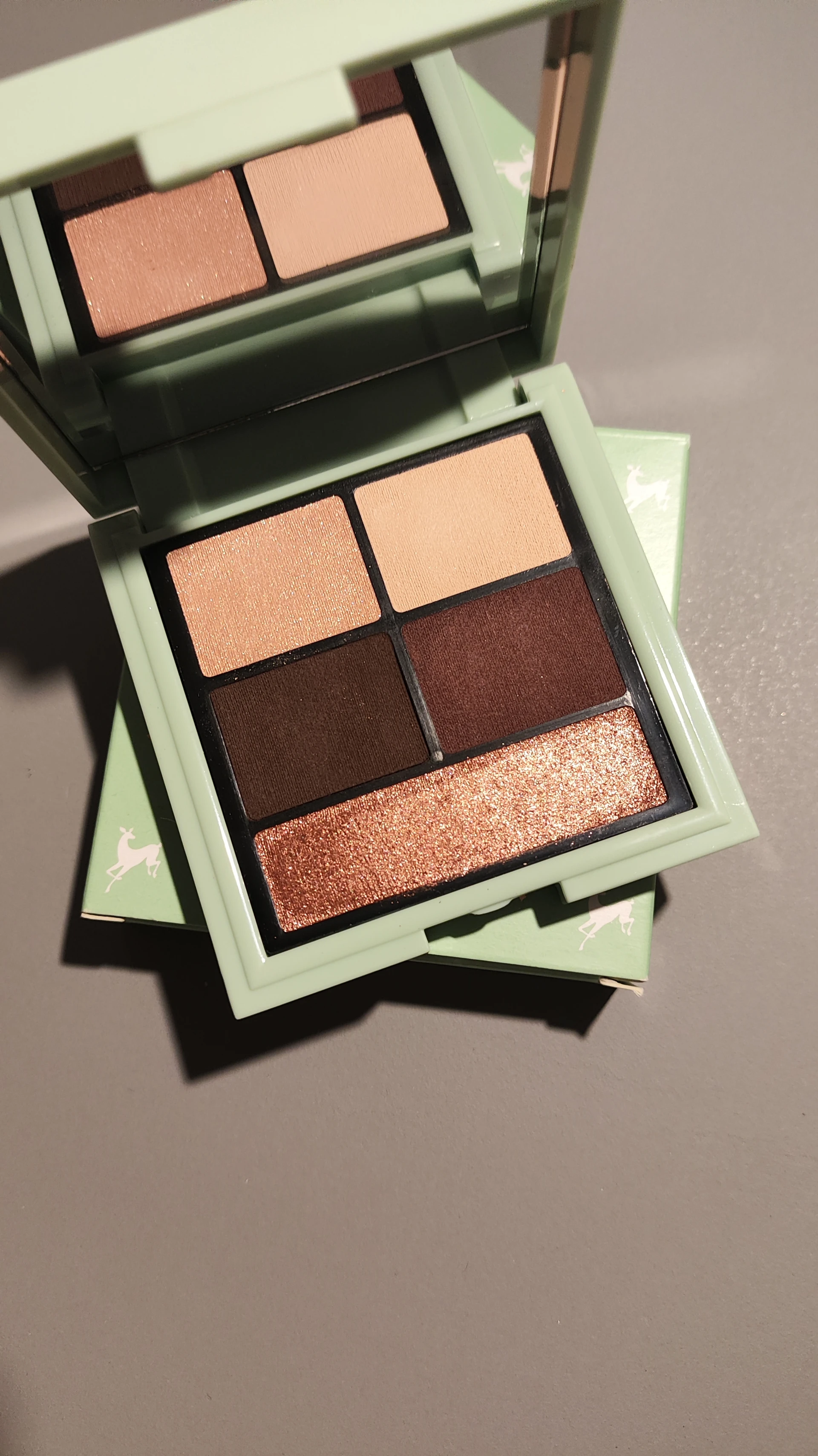 Nora beauty 02 warm tones